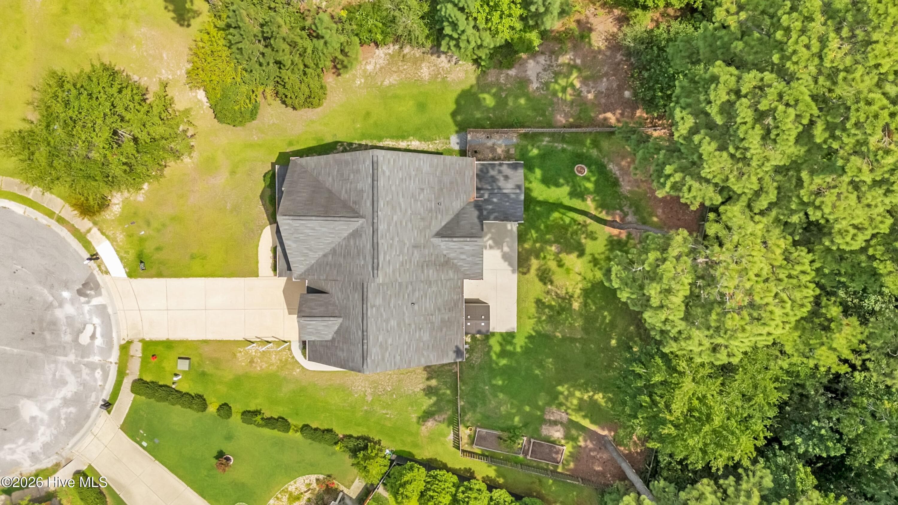 Single Family Residence at 105 Birdsong Court, Aberdeen, NC 28315, photo 39 of 40