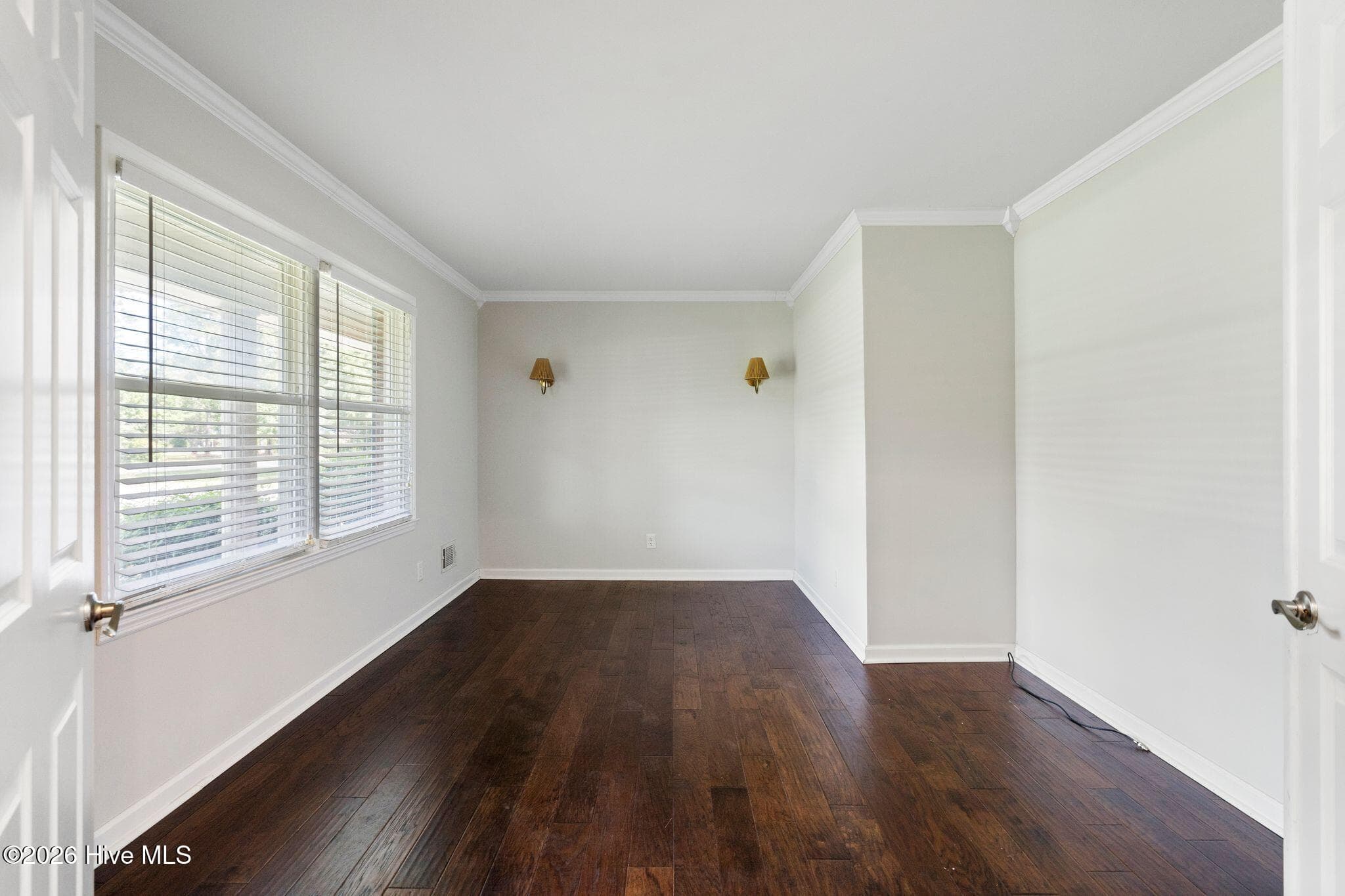 Single Family Residence at 806 Bragg Drive, Wilmington, NC 28409, photo 10 of 57