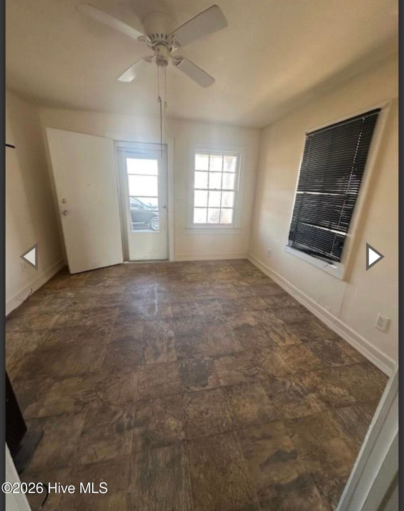Single Family Residence at 401 E North Street, Kinston, NC 28501, photo 2 of 9