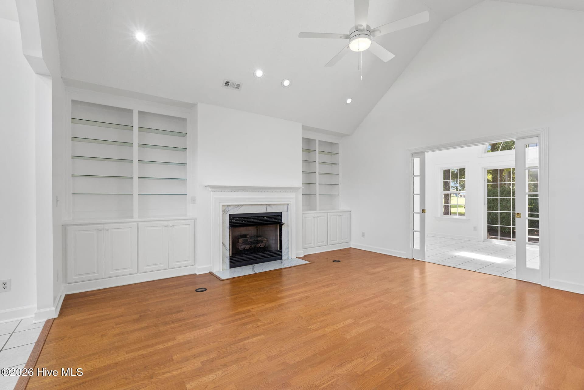 Single Family Residence at 8915 Rosewood Court NW, Calabash, NC 28467, photo 8 of 80