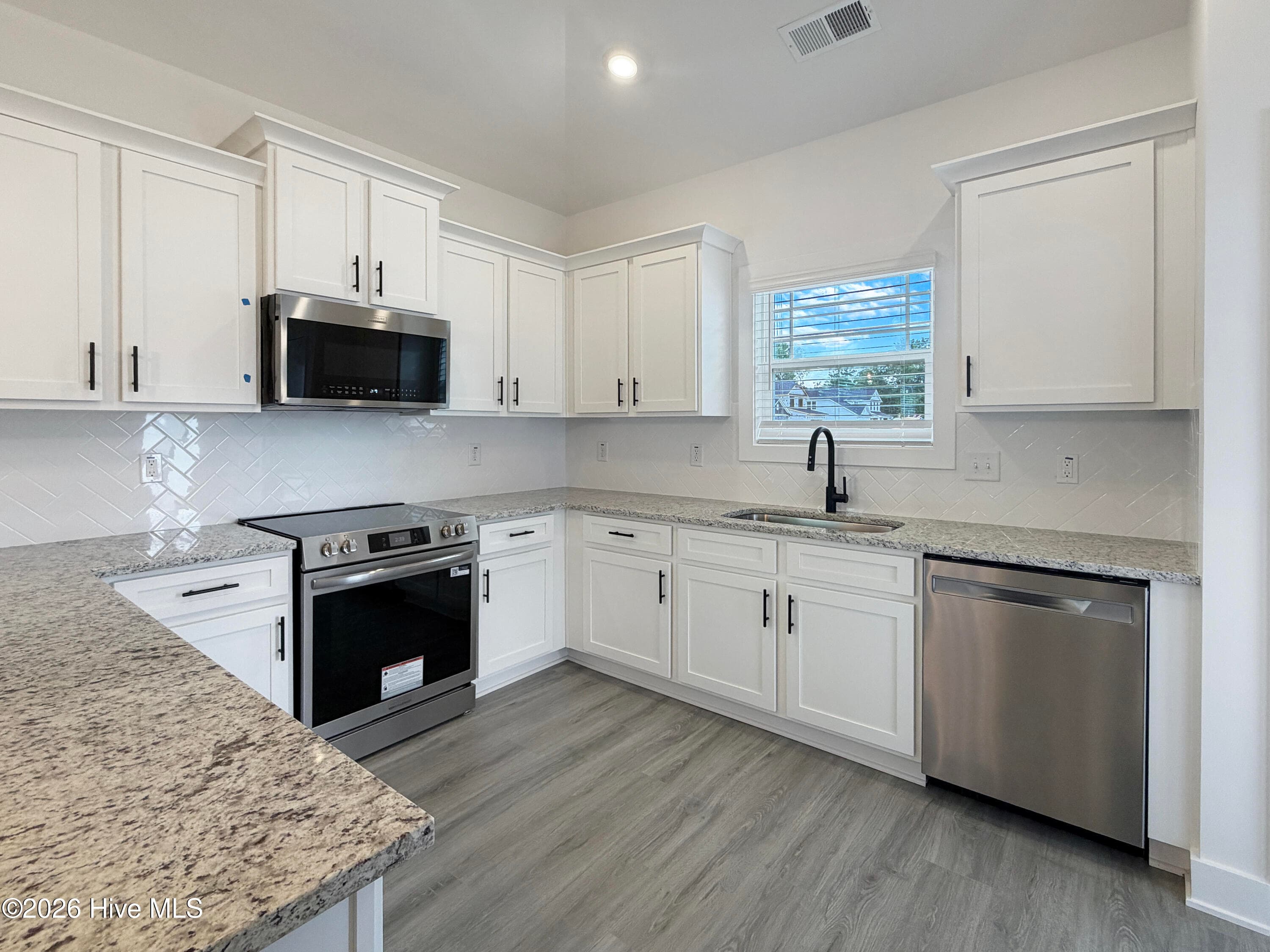 Single Family Residence at 940 Willow Place SW, Calabash, NC 28467, photo 11 of 25