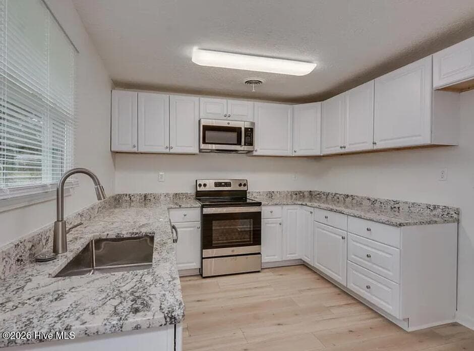 Single Family Residence at 1560 Wyman Street NE, Aiken, SC 29801, photo 11 of 24
