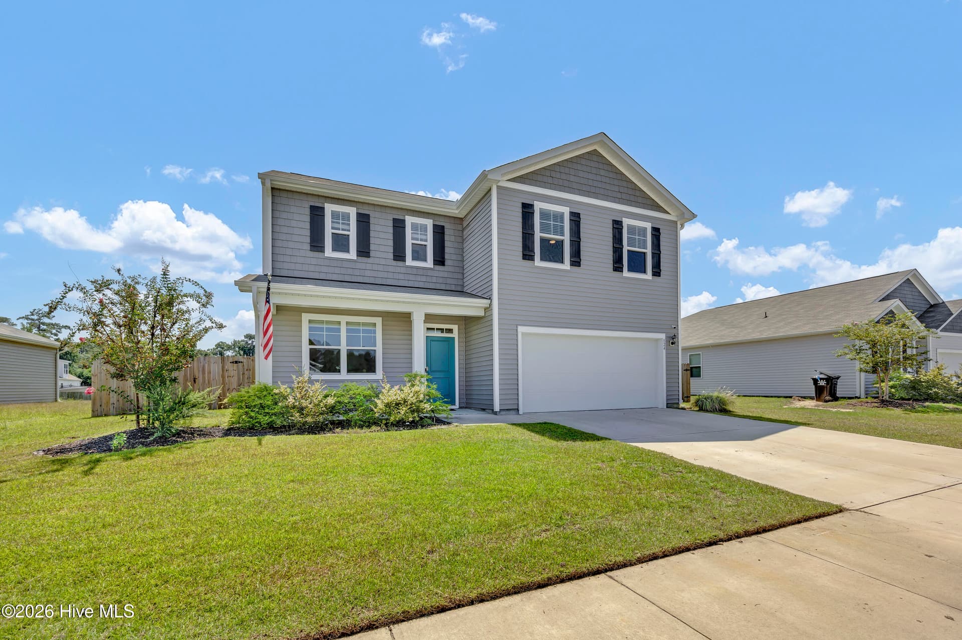 Single Family Residence at 824 Delta Court, Wilmington, NC 28401, photo 3 of 32