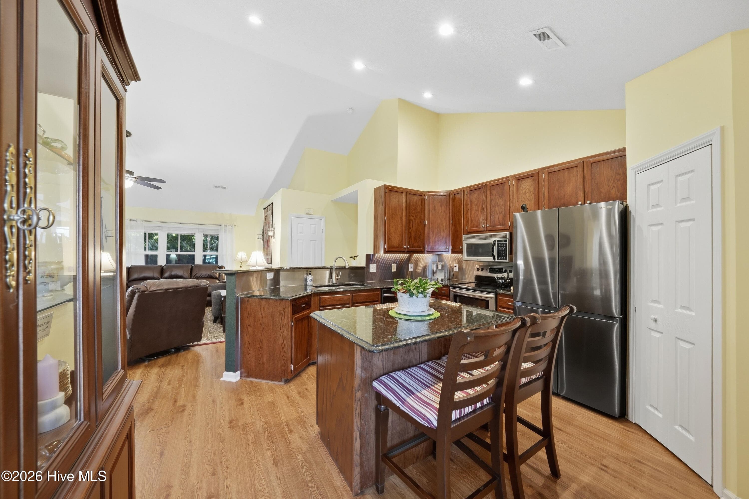 Single Family Residence at 5002 Blue Grass Court, Wilmington, NC 28409, photo 14 of 41