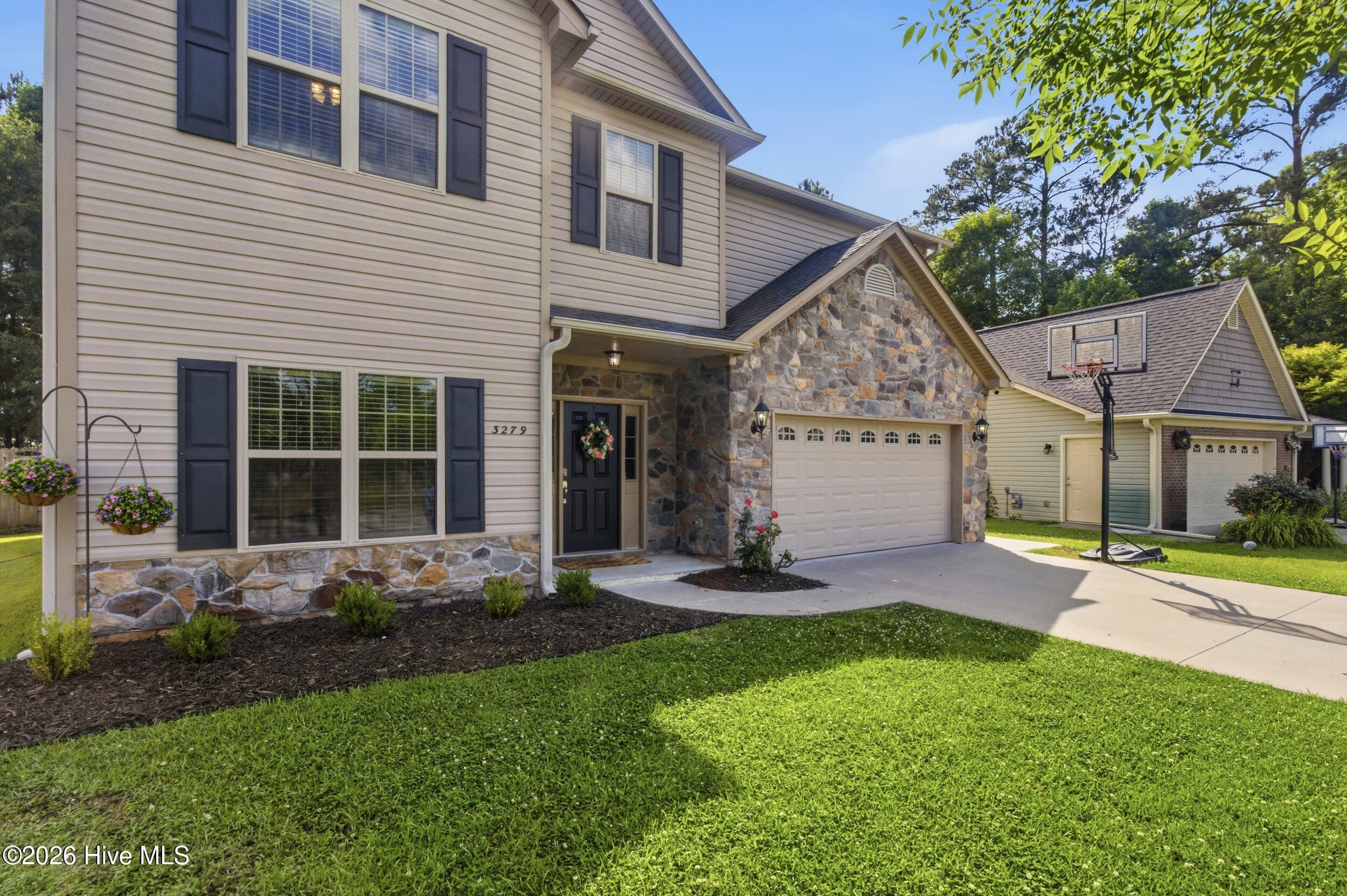 Single Family Residence at 3279 Austin Avenue, New Bern, NC 28562, photo 6 of 78