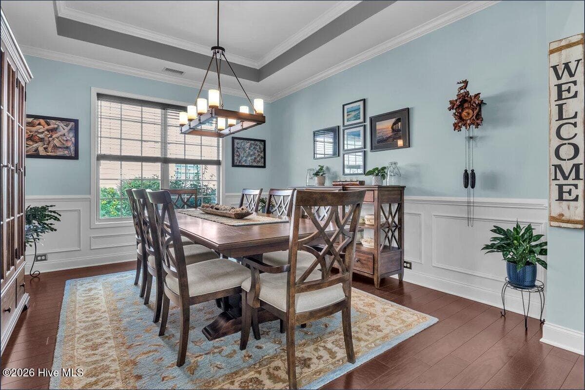 Single Family Residence at 7812 Bonfire Drive, Wilmington, NC 28409, photo 2 of 7
