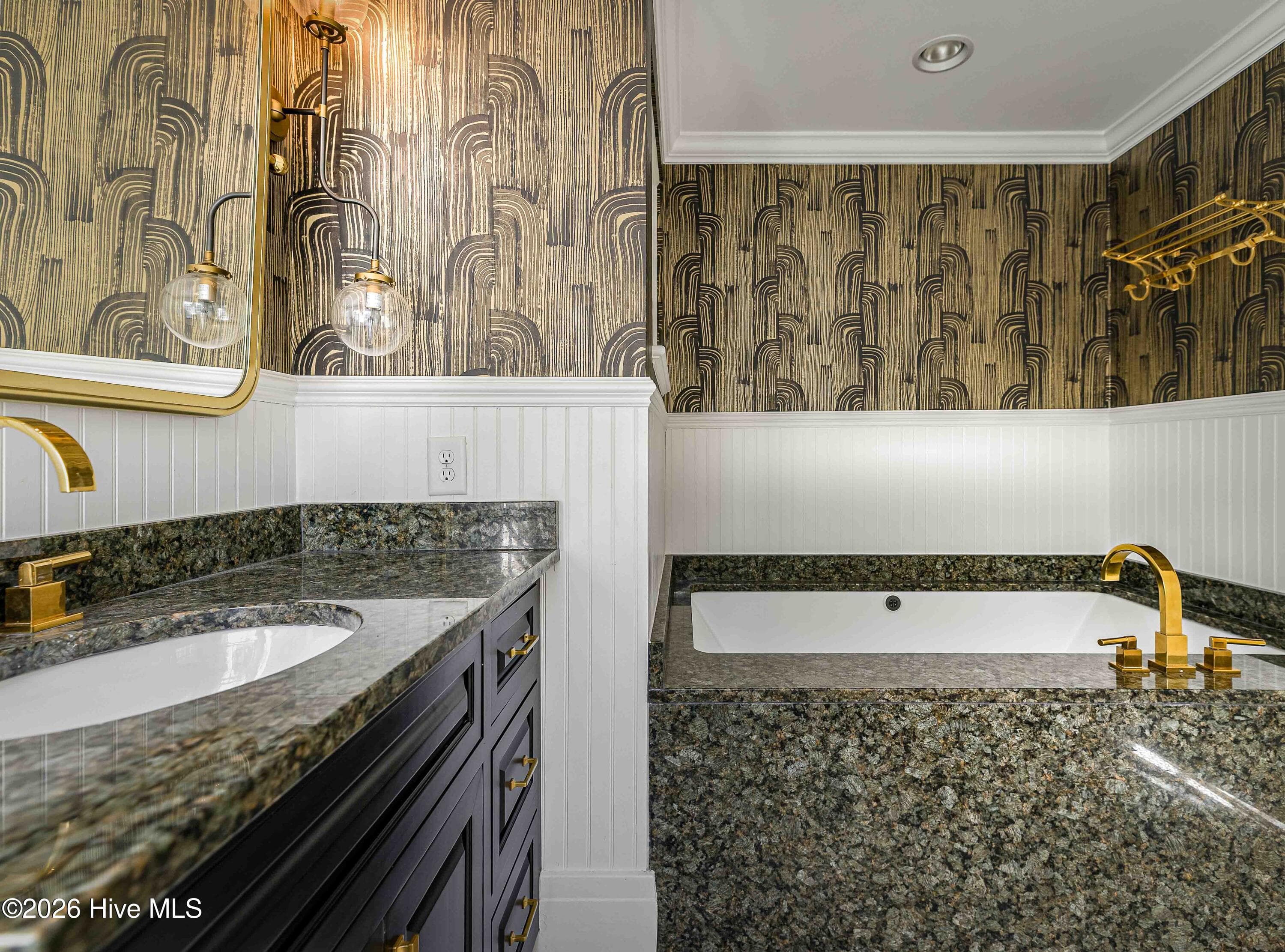The Barber Gandy Suite includes 2 full separate, baths with Kohler Air-Jet tub, Kohler soaking tub and each with a walk-in shower. - 12 E Barrett Road, Pinehurst, NC 28374