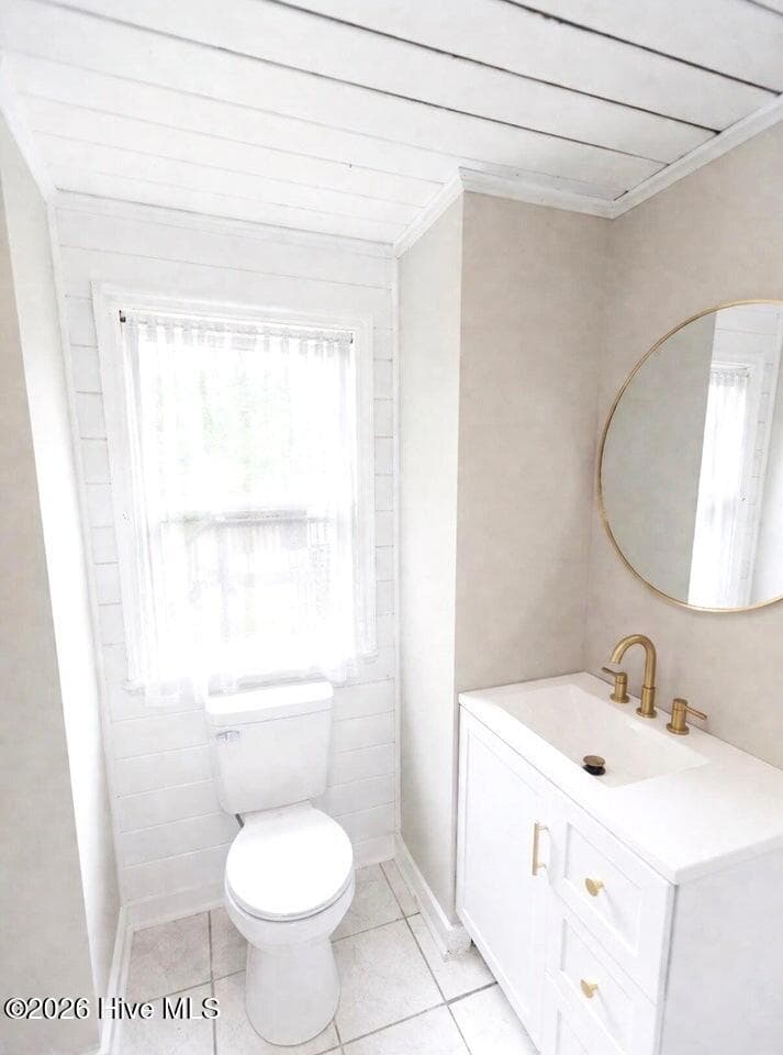 Upstairs FULL Bath off Office - 104 Croatan Drive, Newport, NC 28570