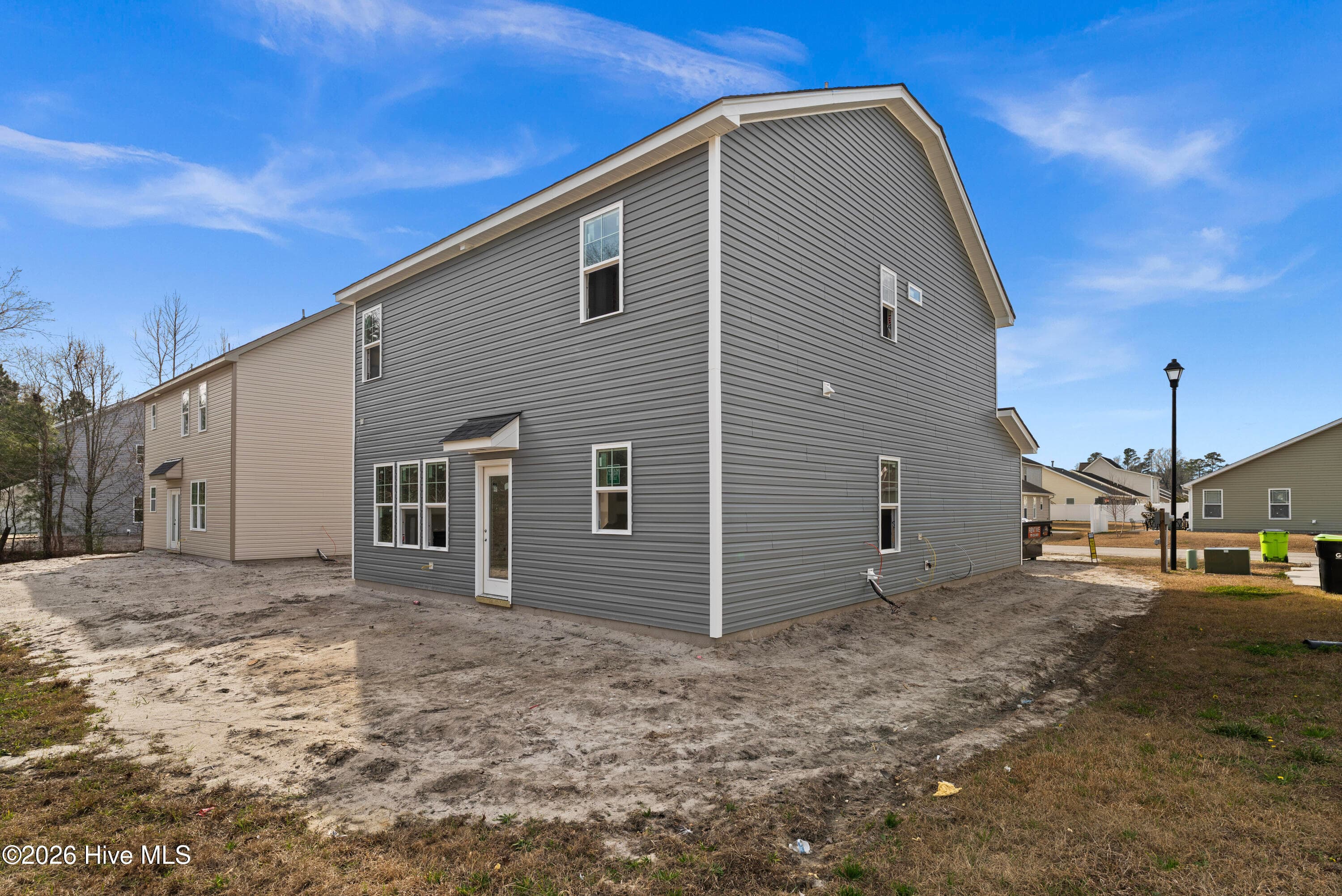 Single Family Residence at 318 Hawks Bluff Drive, New Bern, NC 28560, photo 27 of 109