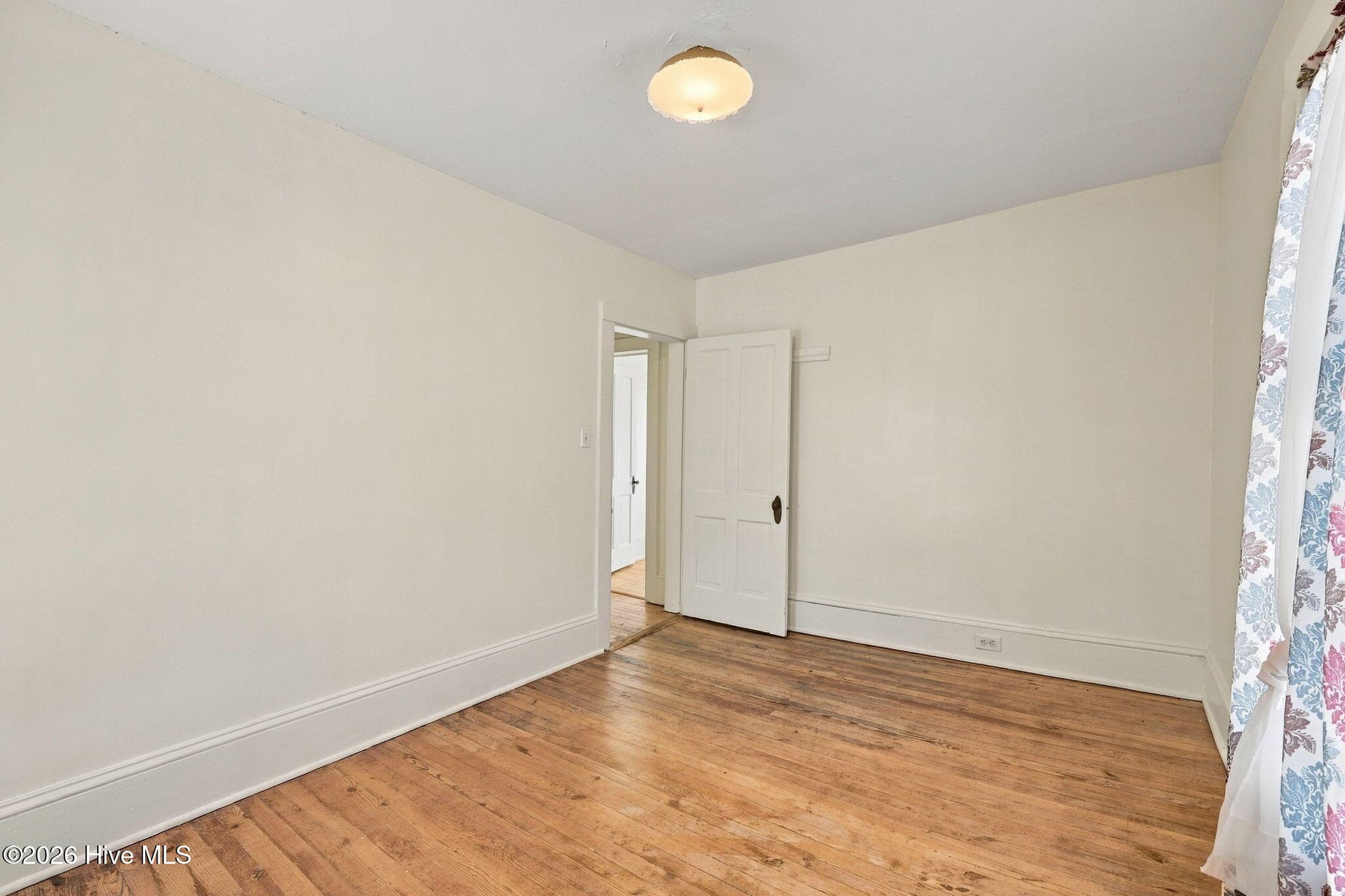 Business at 122 W 5th Street, Washington, NC 27889, photo 51 of 81