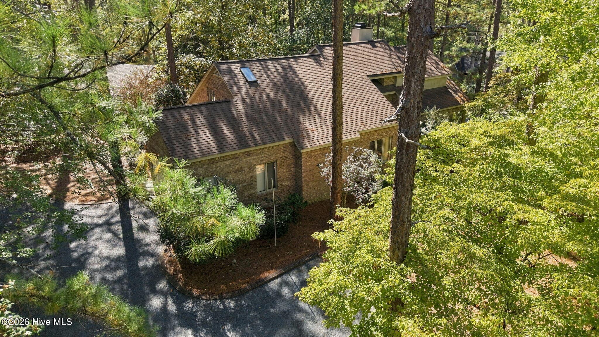 Single Family Residence at 2 Torrey Pines Place, Pinehurst, NC 28374, photo 3 of 64