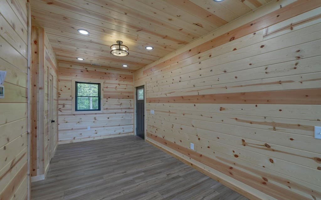 Single Family Residence at 322 Deer Haven Trail, Murphy, NC 28906, photo 15 of 47