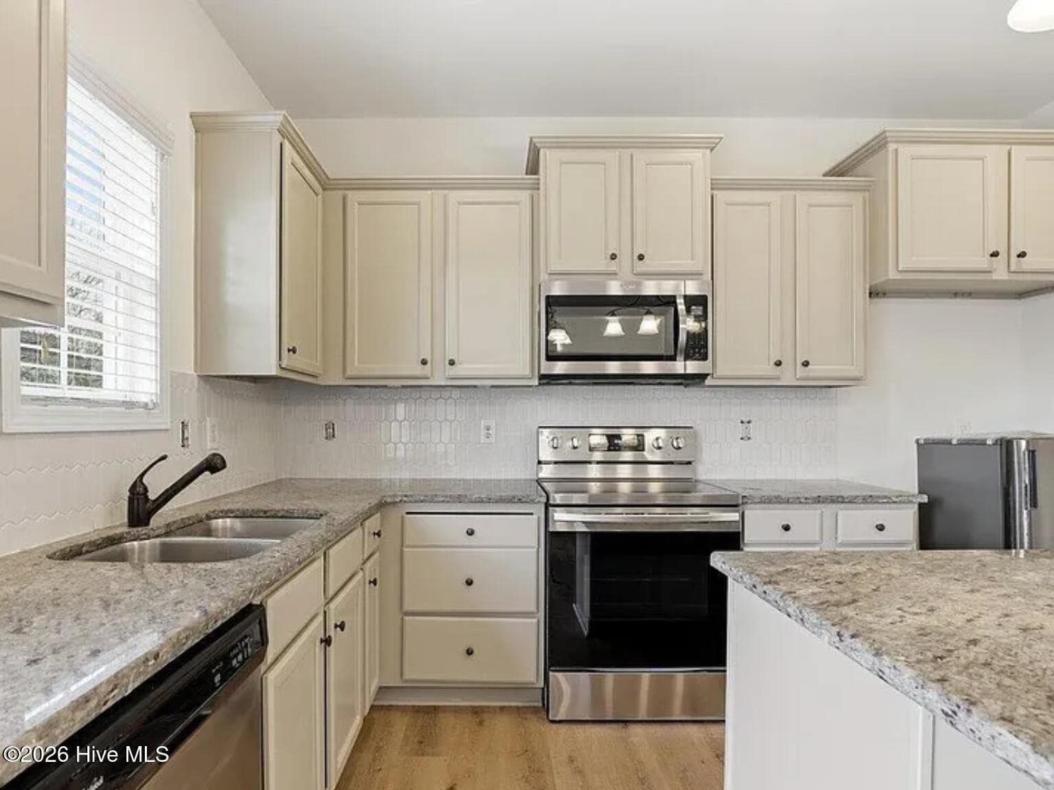 Single Family Residence at 308 Chamberlain Drive, Clayton, NC 27527, photo 14 of 81