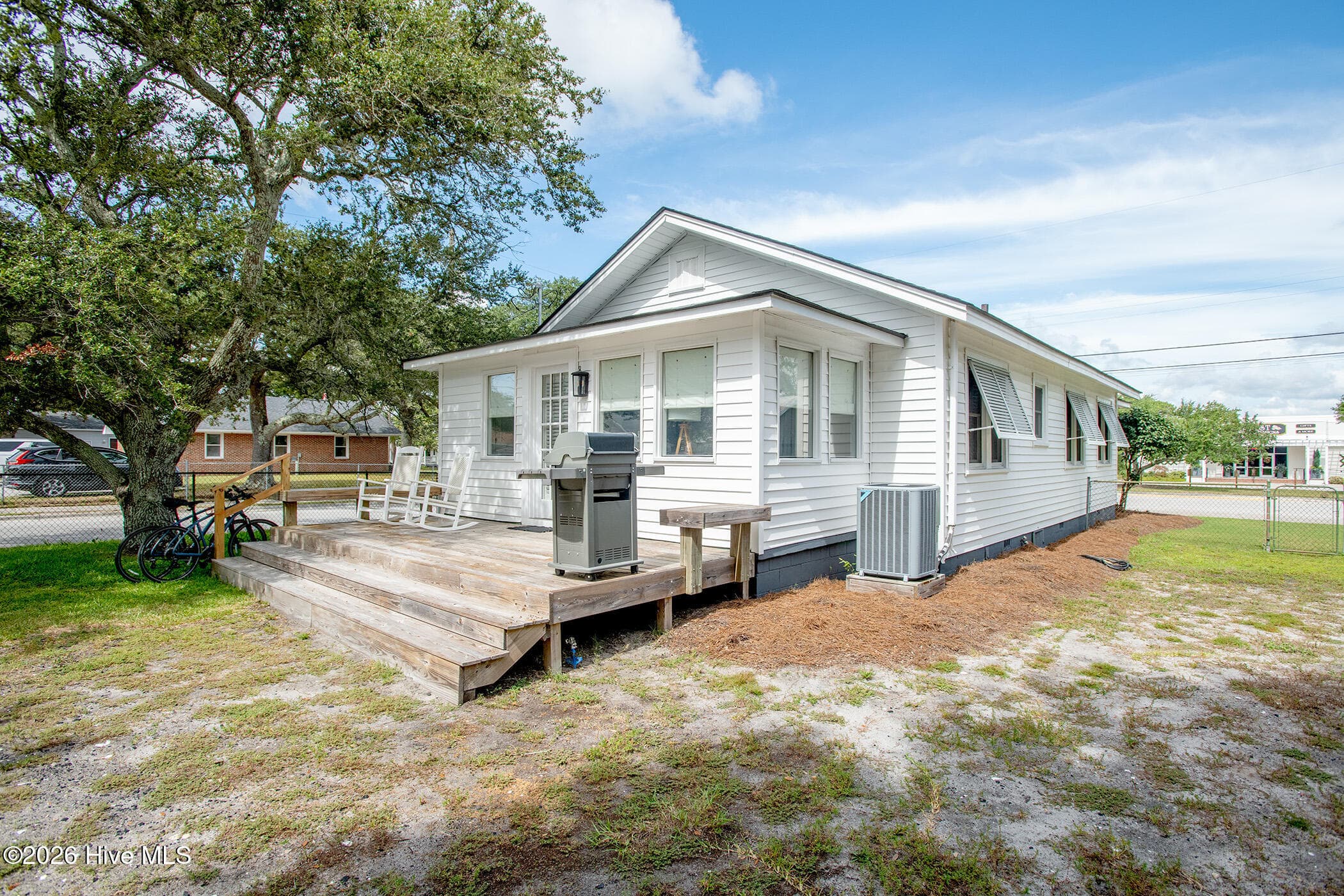 Single Family Residence at 800 Mulberry Street, Beaufort, NC 28516, photo 37 of 48
