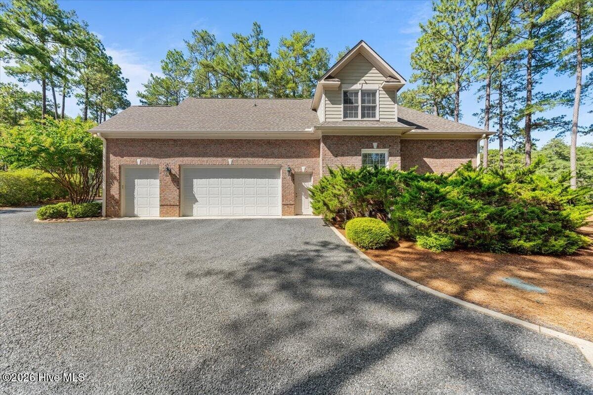 Single Family Residence at 14 Rathlin Court, Pinehurst, NC 28374, photo 51 of 58
