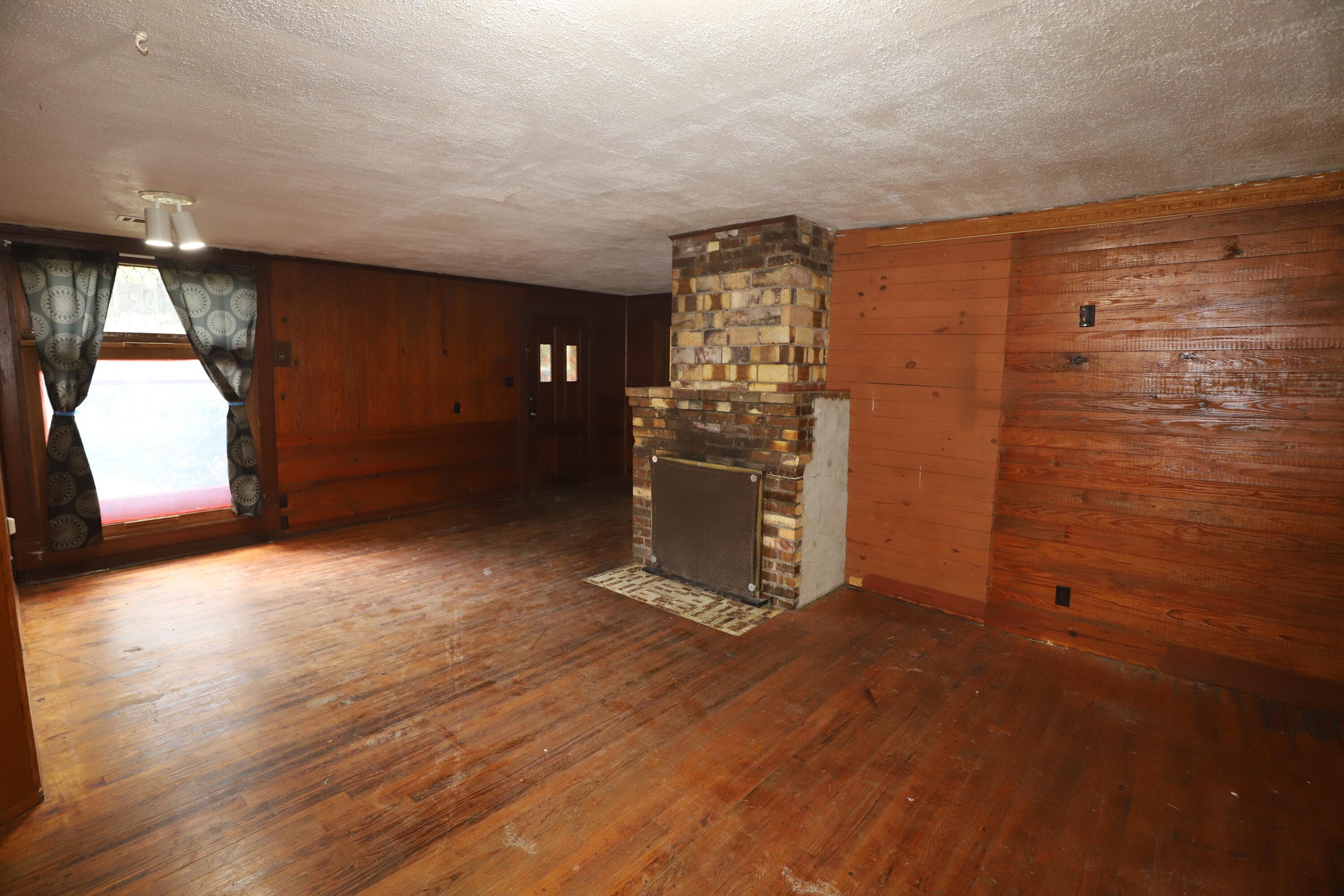Single Family Residence at 5631 Old Augusta Highway, Grovetown, GA 30813, photo 5 of 34