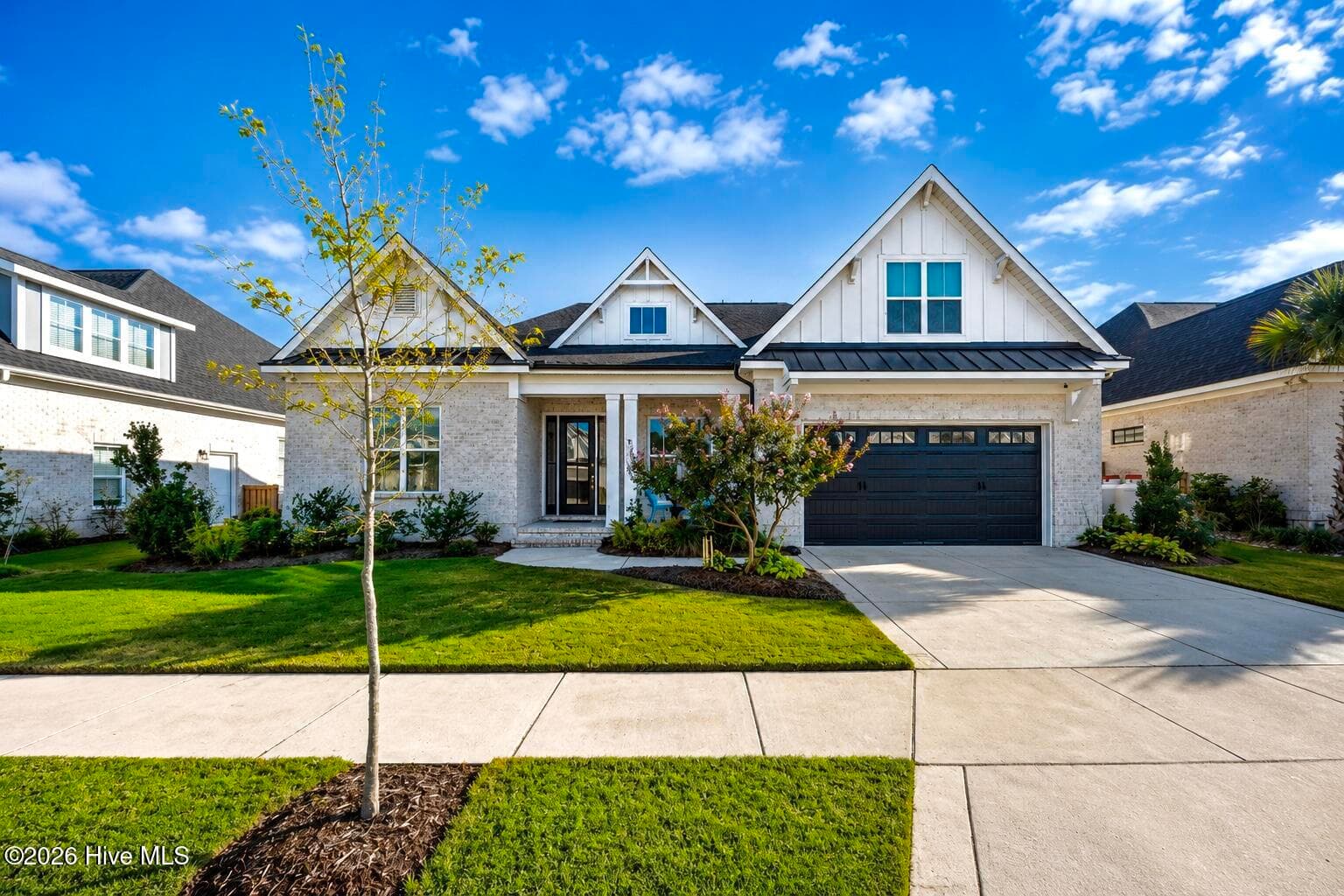 Single Family Residence at 6240 Mirage Way, Wilmington, NC 28409, photo 2 of 38