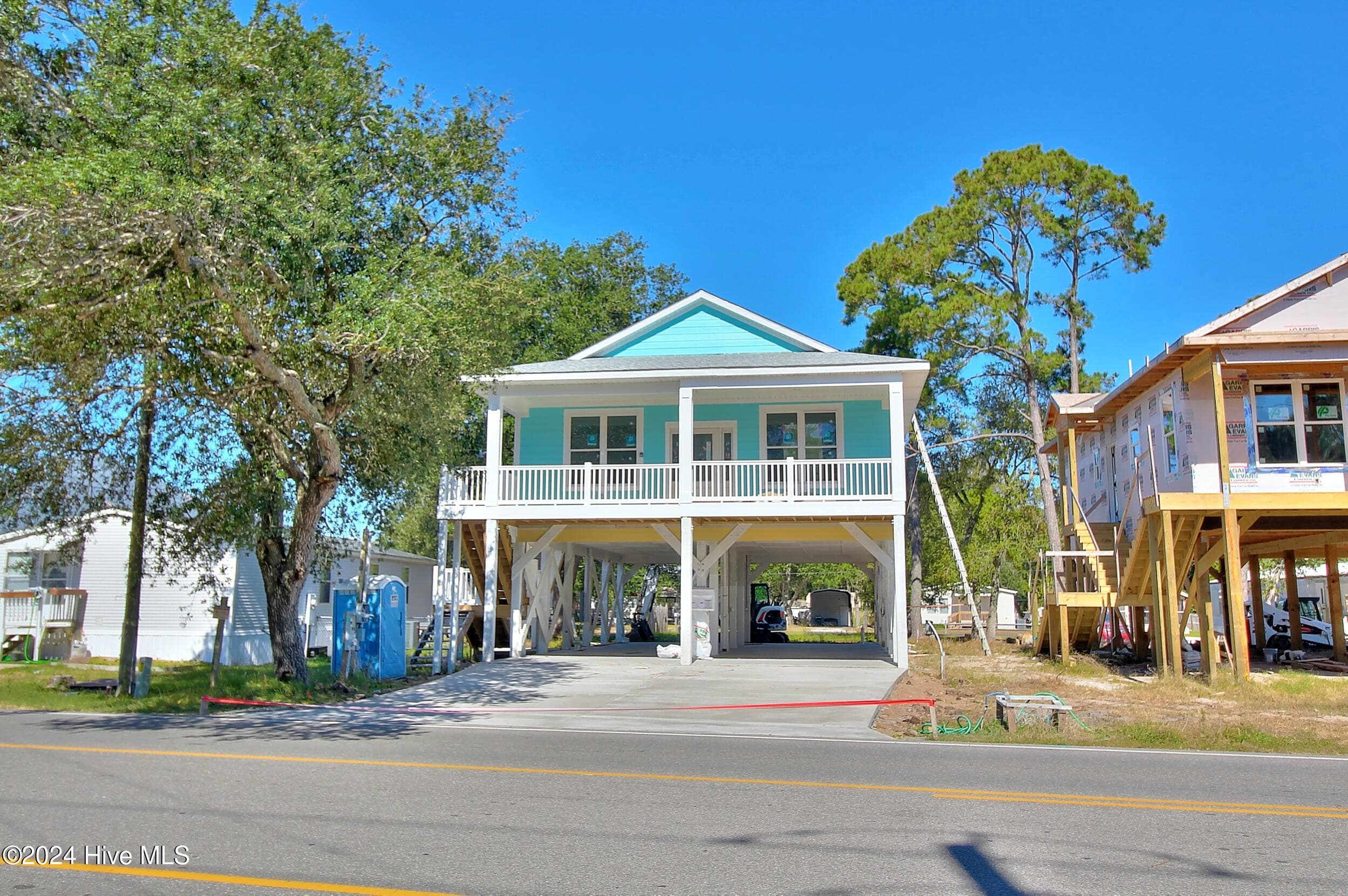 6926 Beach Drive SW, Ocean Isle Beach, NC 28469