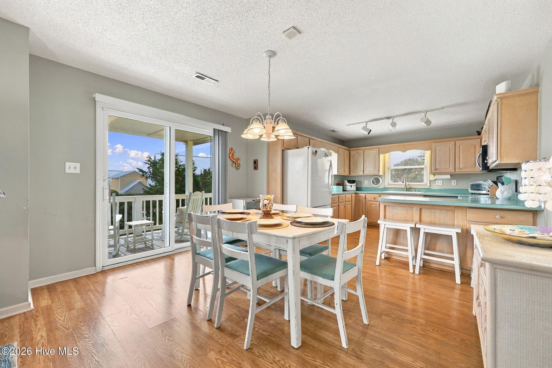 Single Family Residence at 104 Howe Street, Emerald Isle, NC 28594, photo 10 of 44