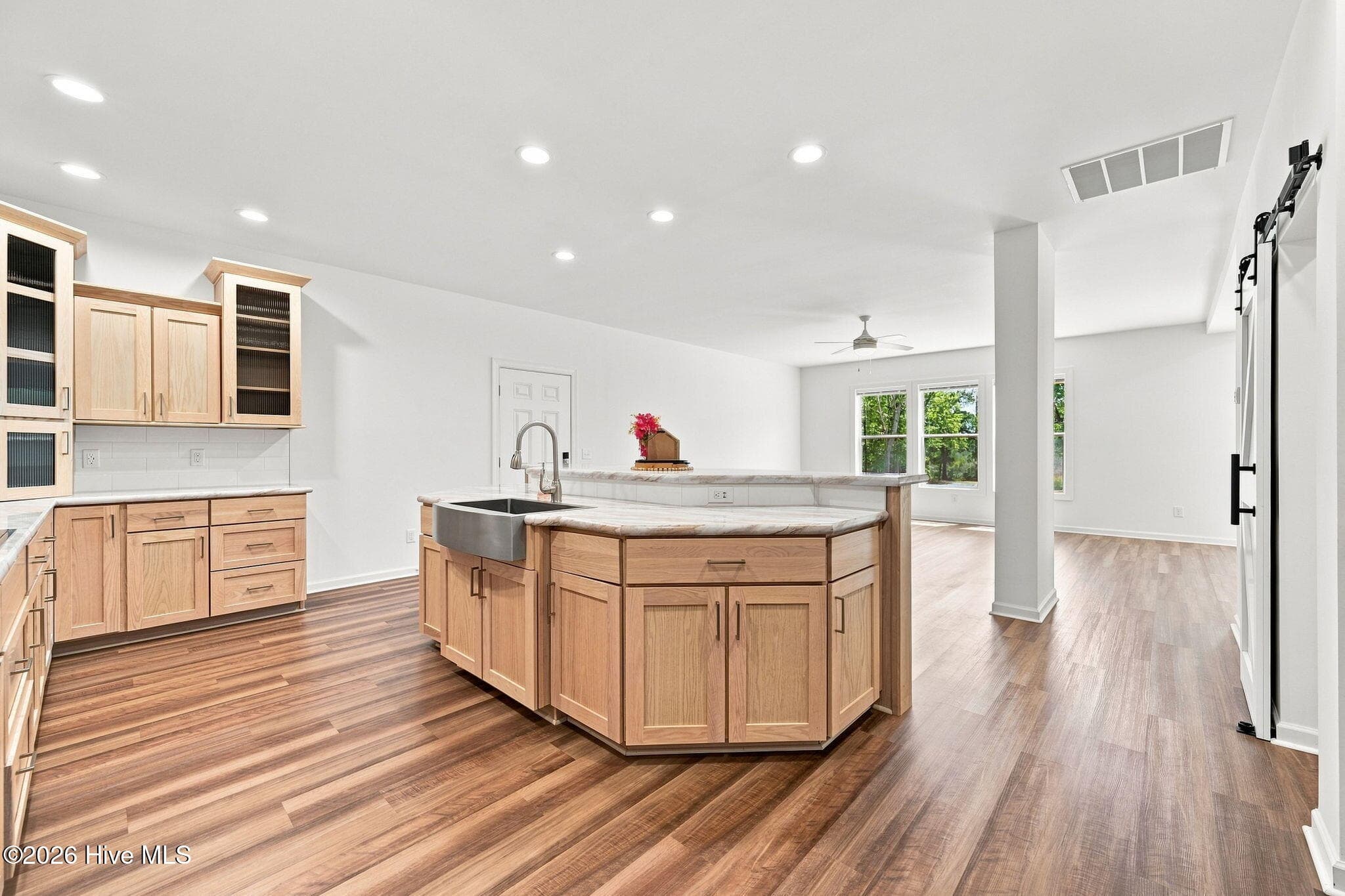 Single Family Residence at 324 Clearview Drive, Holly Ridge, NC 28445, photo 6 of 40