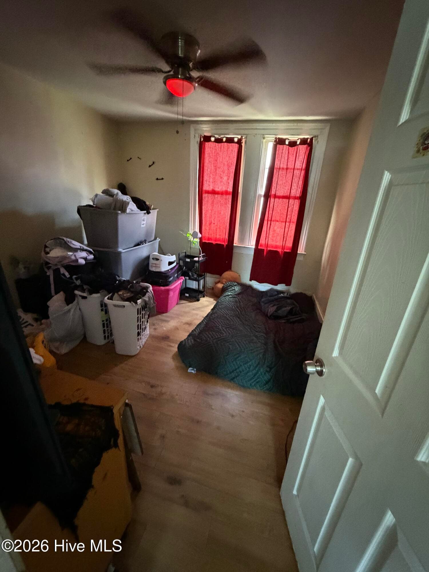Single Family Residence at 618 N 11th Street, Wilmington, NC 28401, photo 6 of 10
