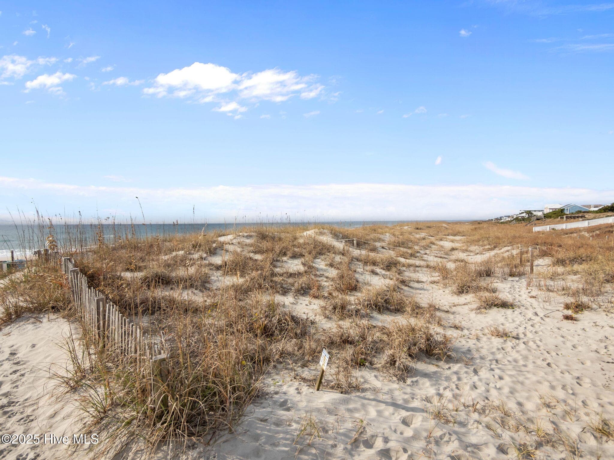 Single Family Residence at 320 Governor Safford Lane, Emerald Isle, NC 28594, photo 85 of 90