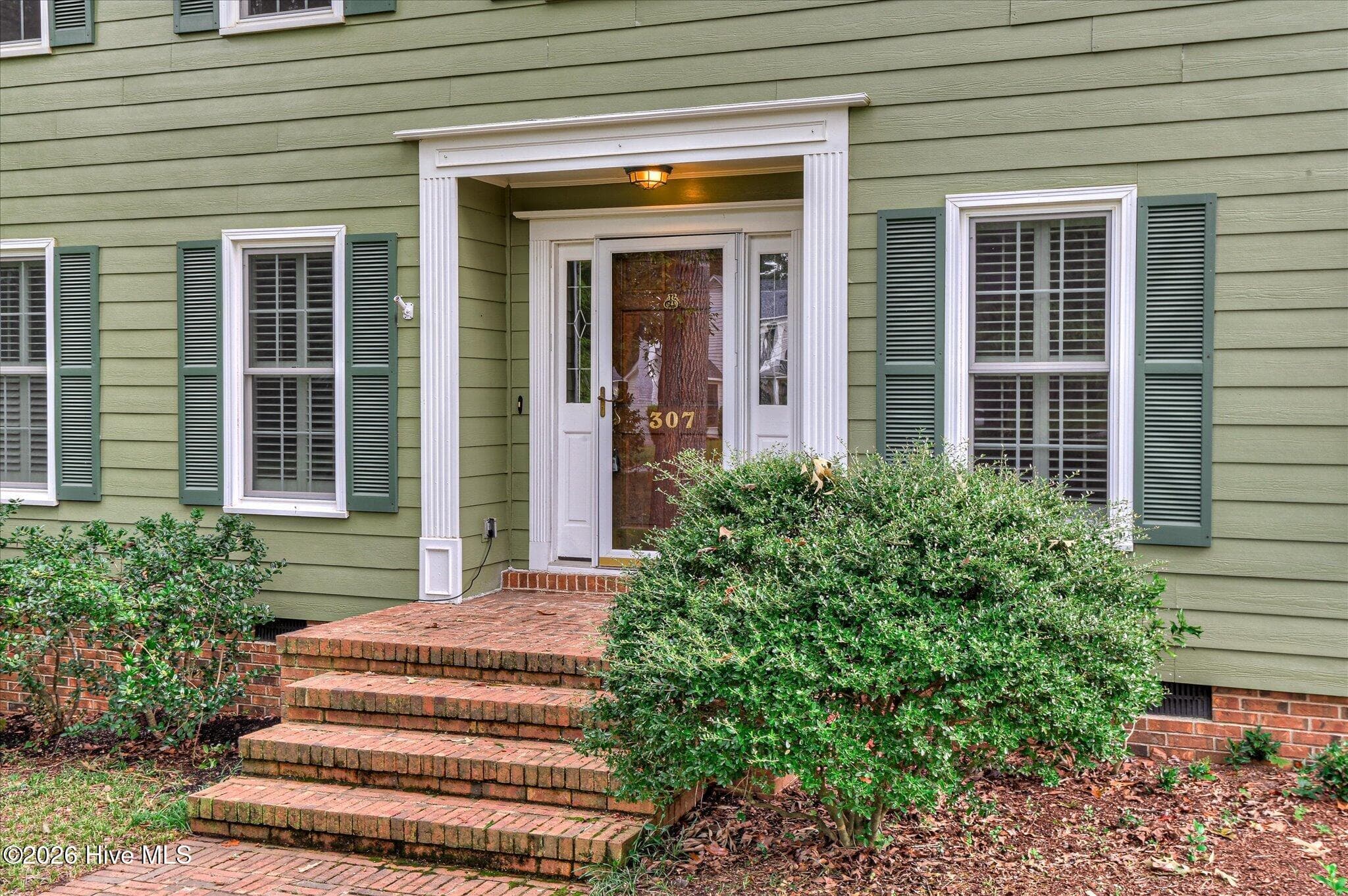 Single Family Residence at 307 Wakefield Lane N, Martinez, GA 30907, photo 4 of 50