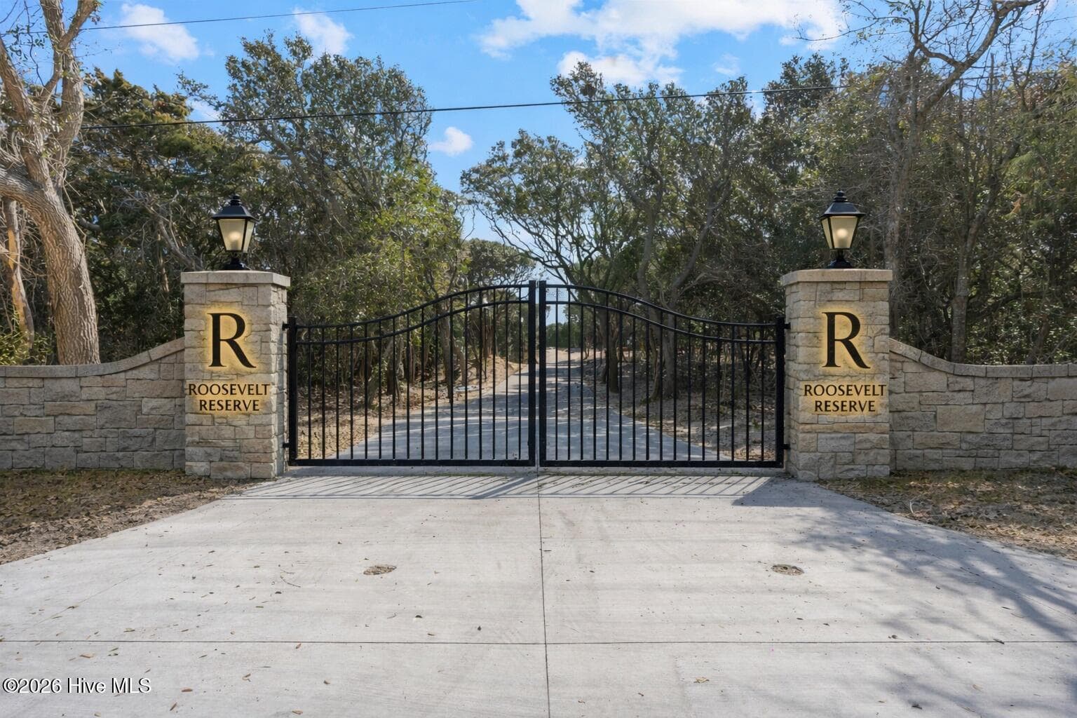 Roosevelt Reserve: A distinguished entrance to an exceptional coastal
address. - 105 Lot 3 3 Roosevelt Reserve Park Place, Pine Knoll Shores, NC 28512