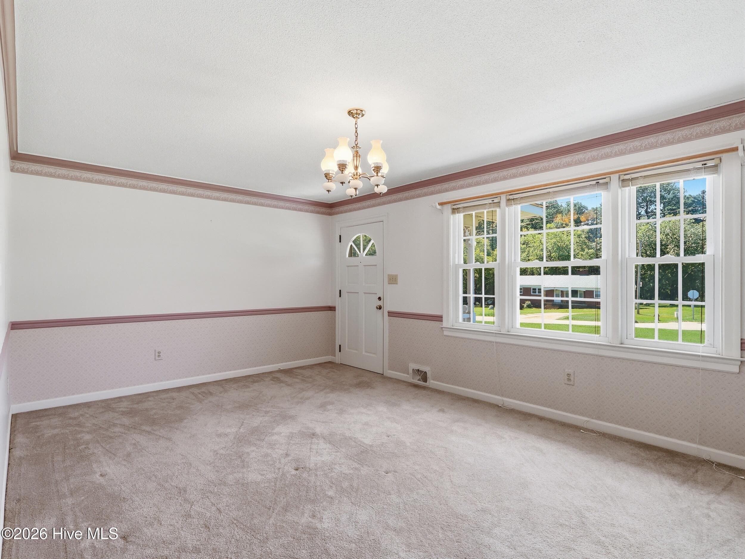 Single Family Residence at 8701 White Oak Road, Garner, NC 27529, photo 17 of 41