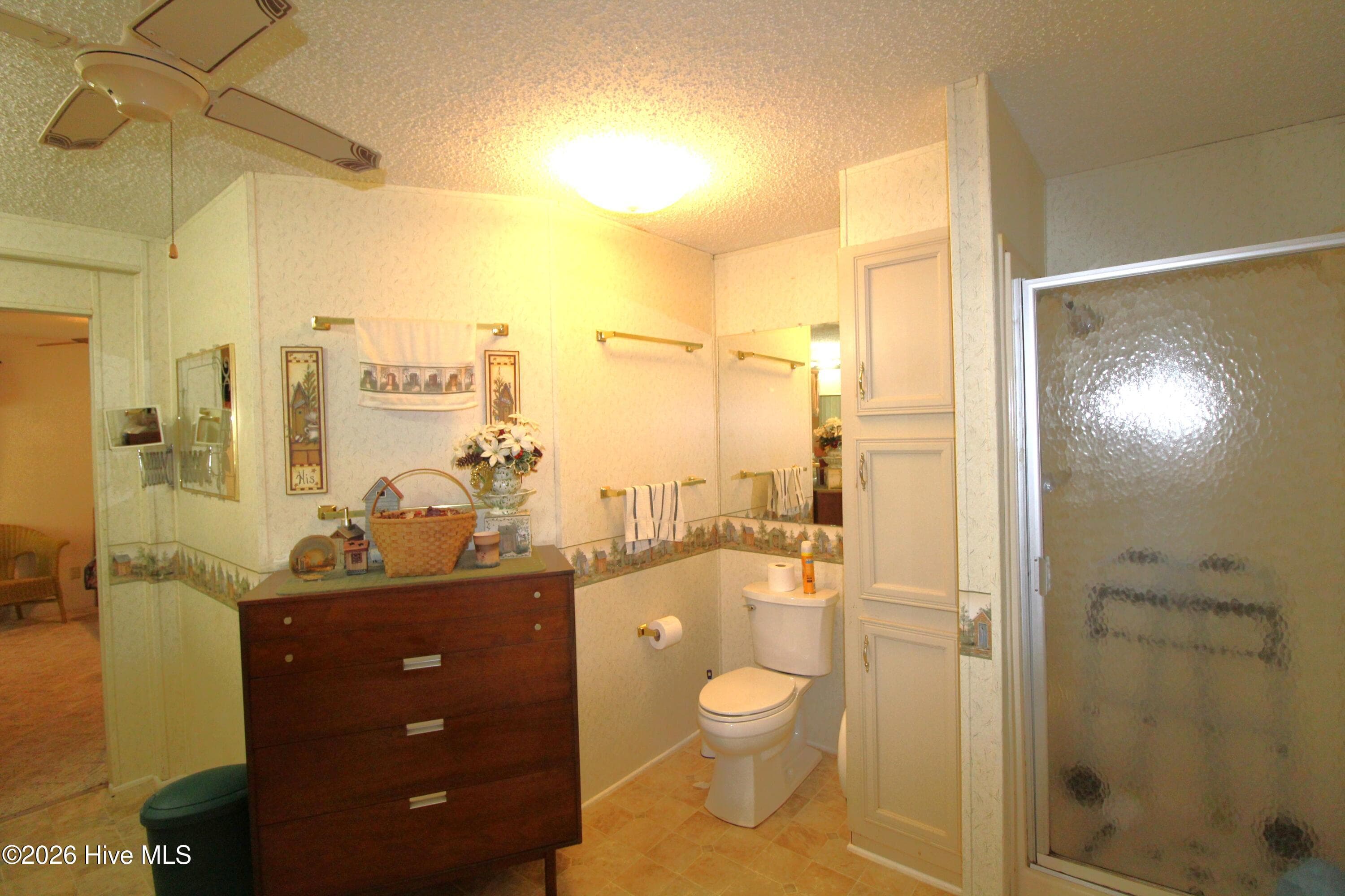 Master Bath - 46 Arthur Ridge, Brasstown, NC 28902