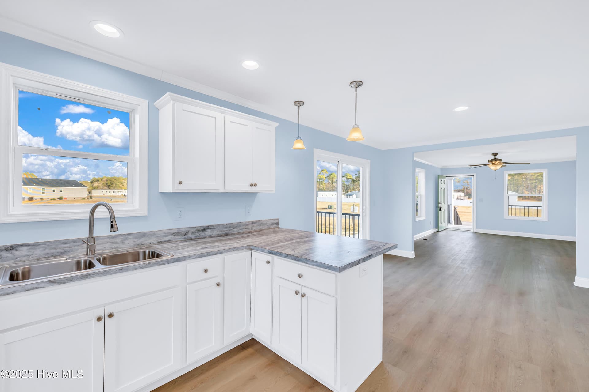 Single Family Residence at 936 Willow Place SW, Calabash, NC 28467, photo 3 of 25
