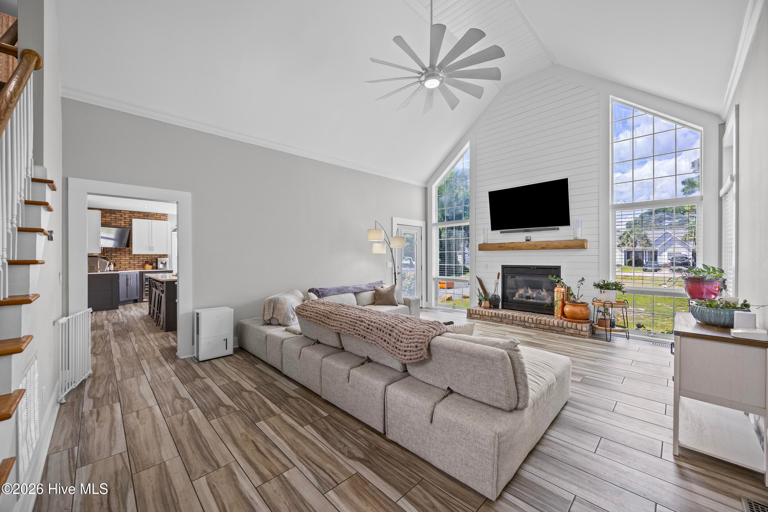 Single Family Residence at 712 The Cape Boulevard, Wilmington, NC 28412, photo 2 of 55