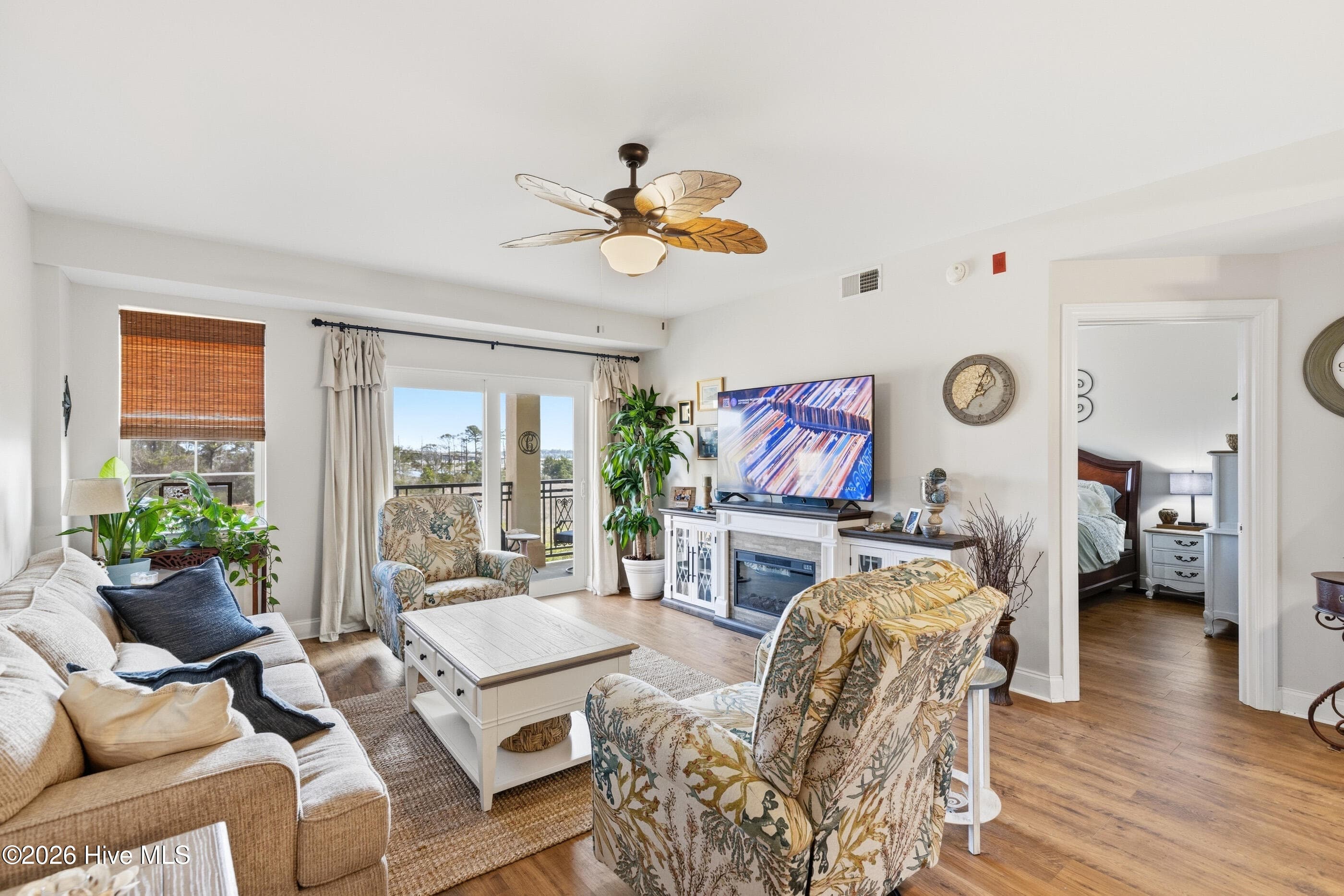 Condominium at 3100 Marsh Grove Lane Unit 3211, Southport, NC 28461, photo 13 of 45