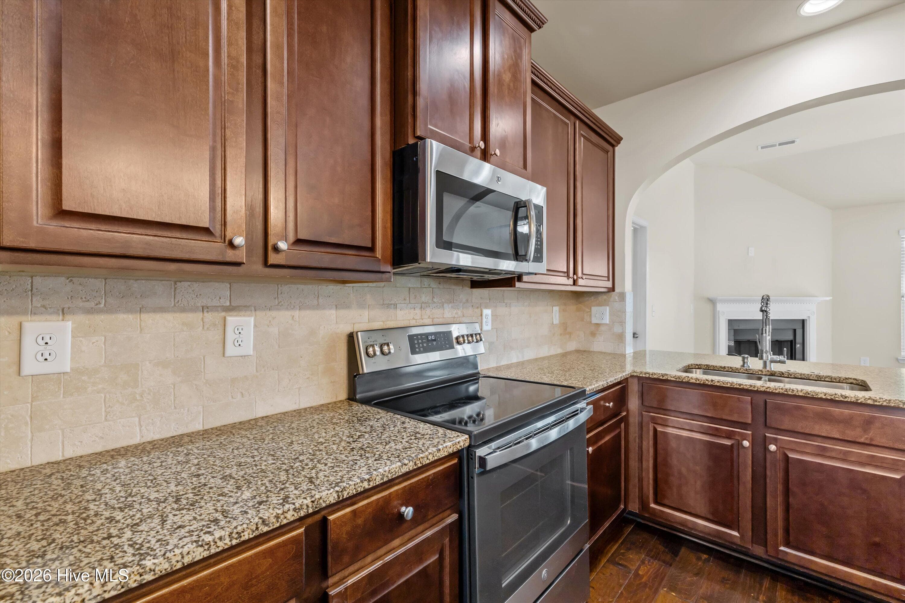 Single Family Residence at 5315 Bull Street, Augusta, GA 30909, photo 13 of 37
