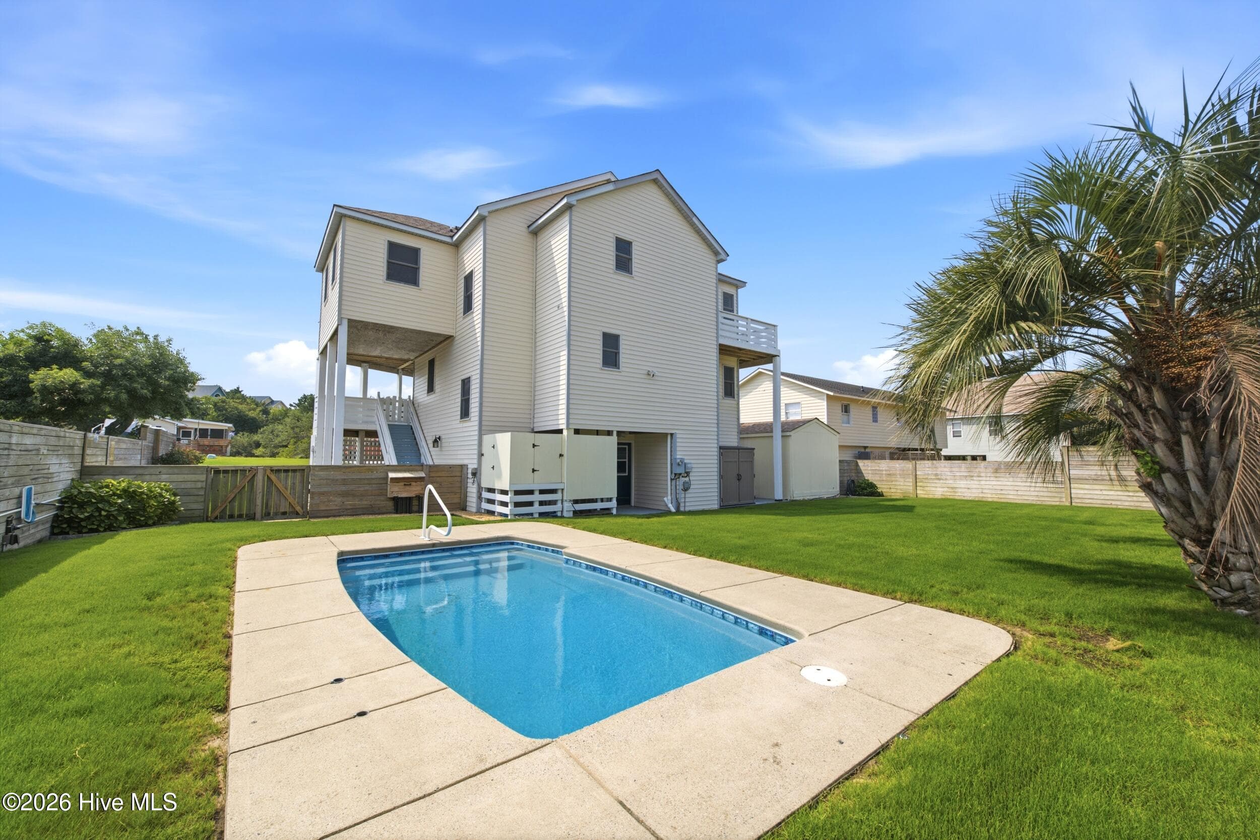 412 W Barracuda Drive, Nags Head, NC 27959