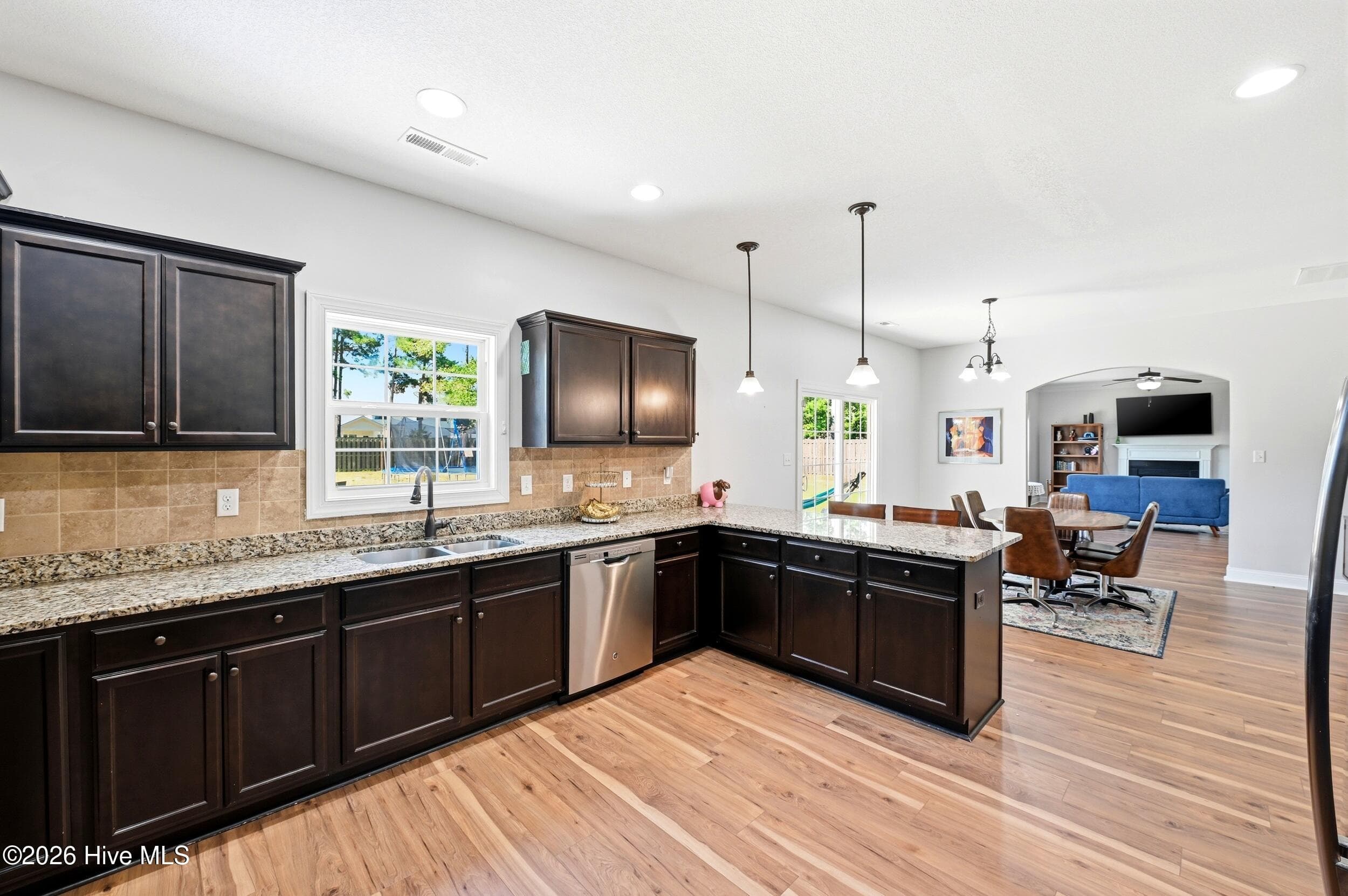 Single Family Residence at 534 Saratoga Road, Sneads Ferry, NC 28460, photo 20 of 54