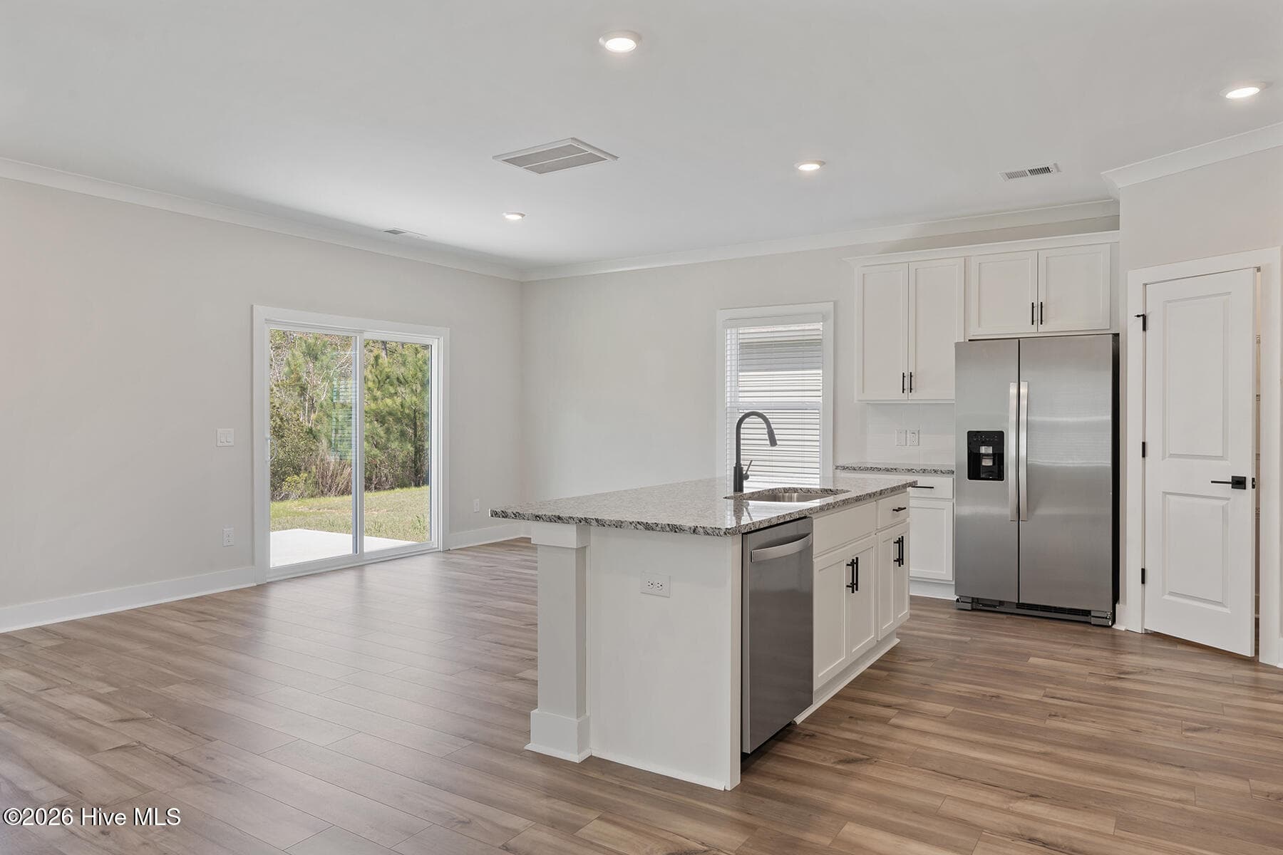 Single Family Residence at 220 S Umbrella Palm Drive, Hampstead, NC 28443, photo 7 of 21