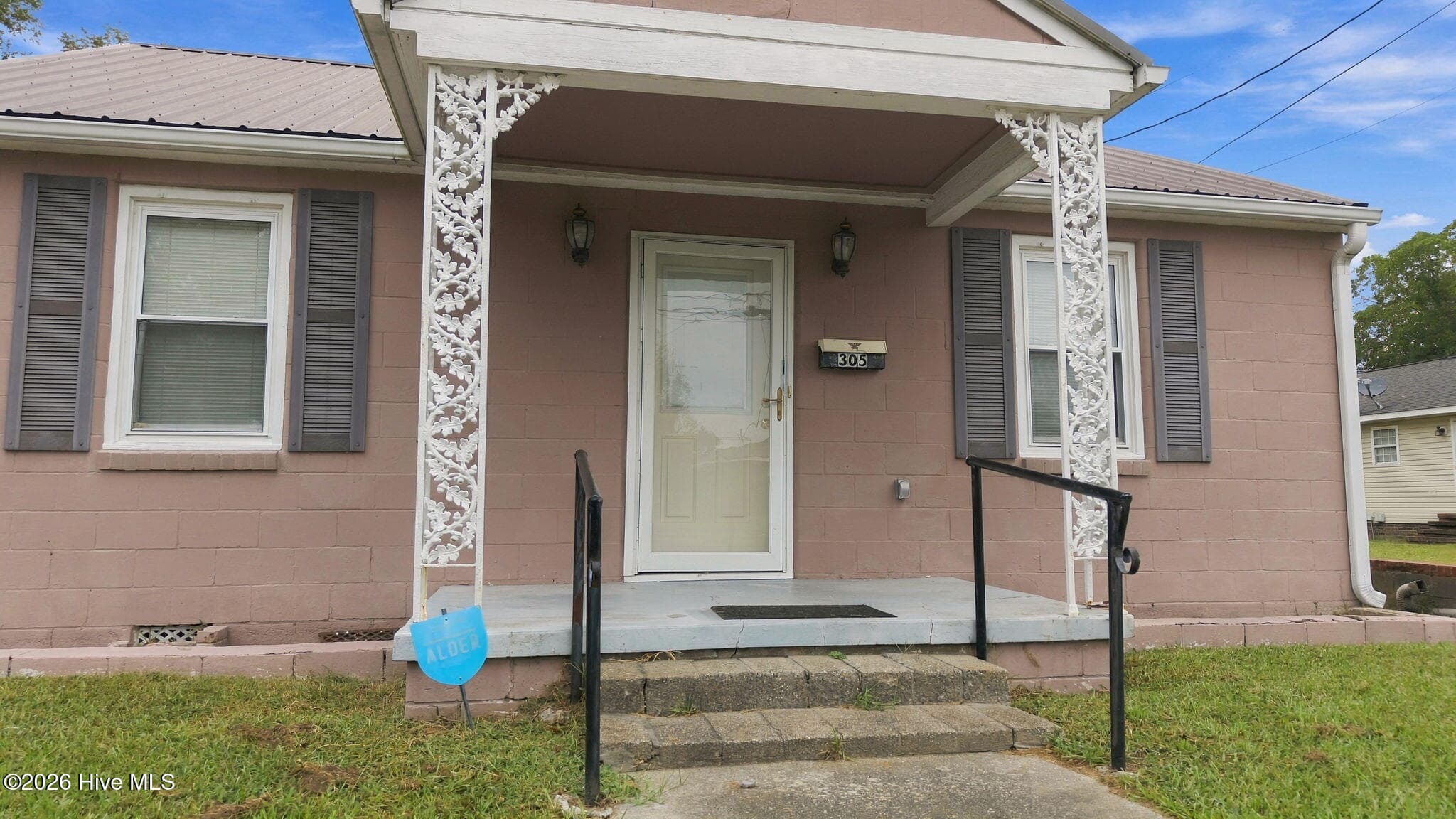 Single Family Residence at 305 N Charles Street, La Grange, NC 28551, photo 4 of 29