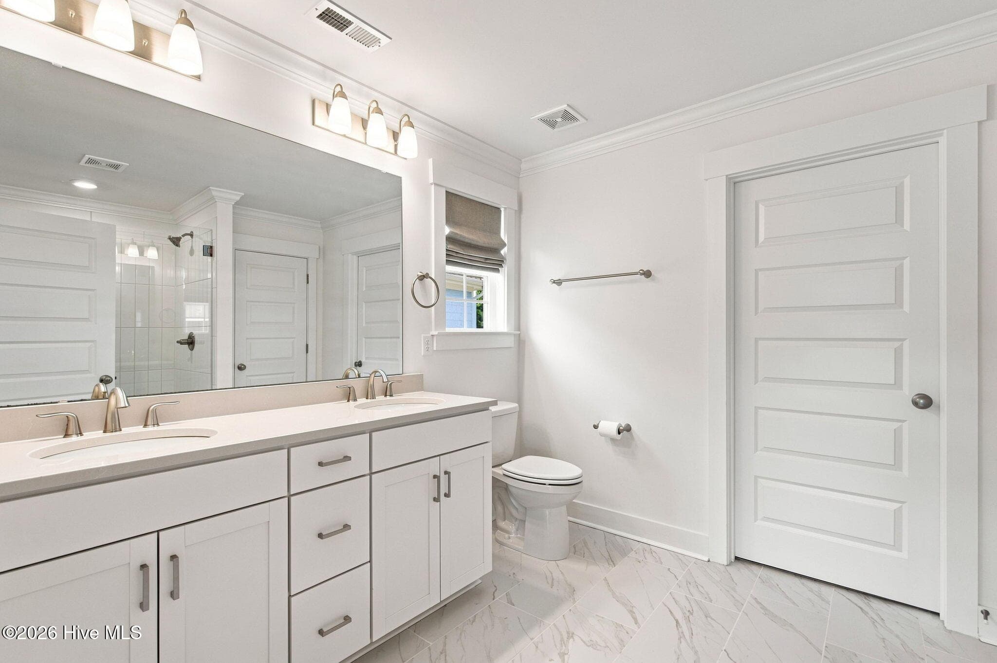 Primary Bathroom - 495 Sugar Cove Run, Wilmington, NC 28411