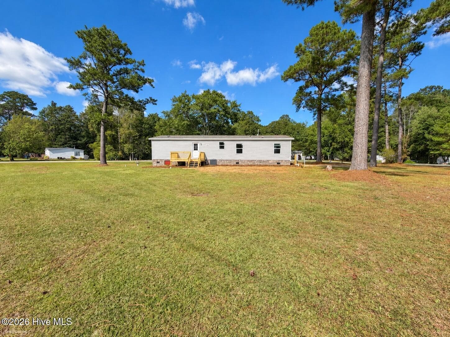 Manufactured Home at 809 Garner Drive, Newport, NC 28570, photo 47 of 69