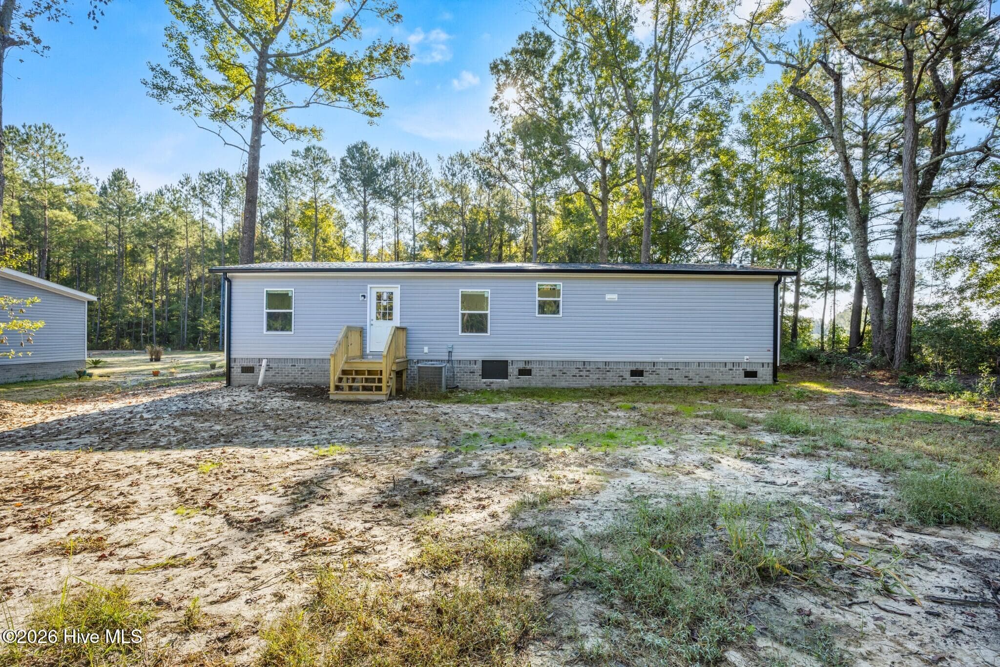 Manufactured Home at 4625 Smith Briggs Lane, Northwest, NC 28451, photo 33 of 35