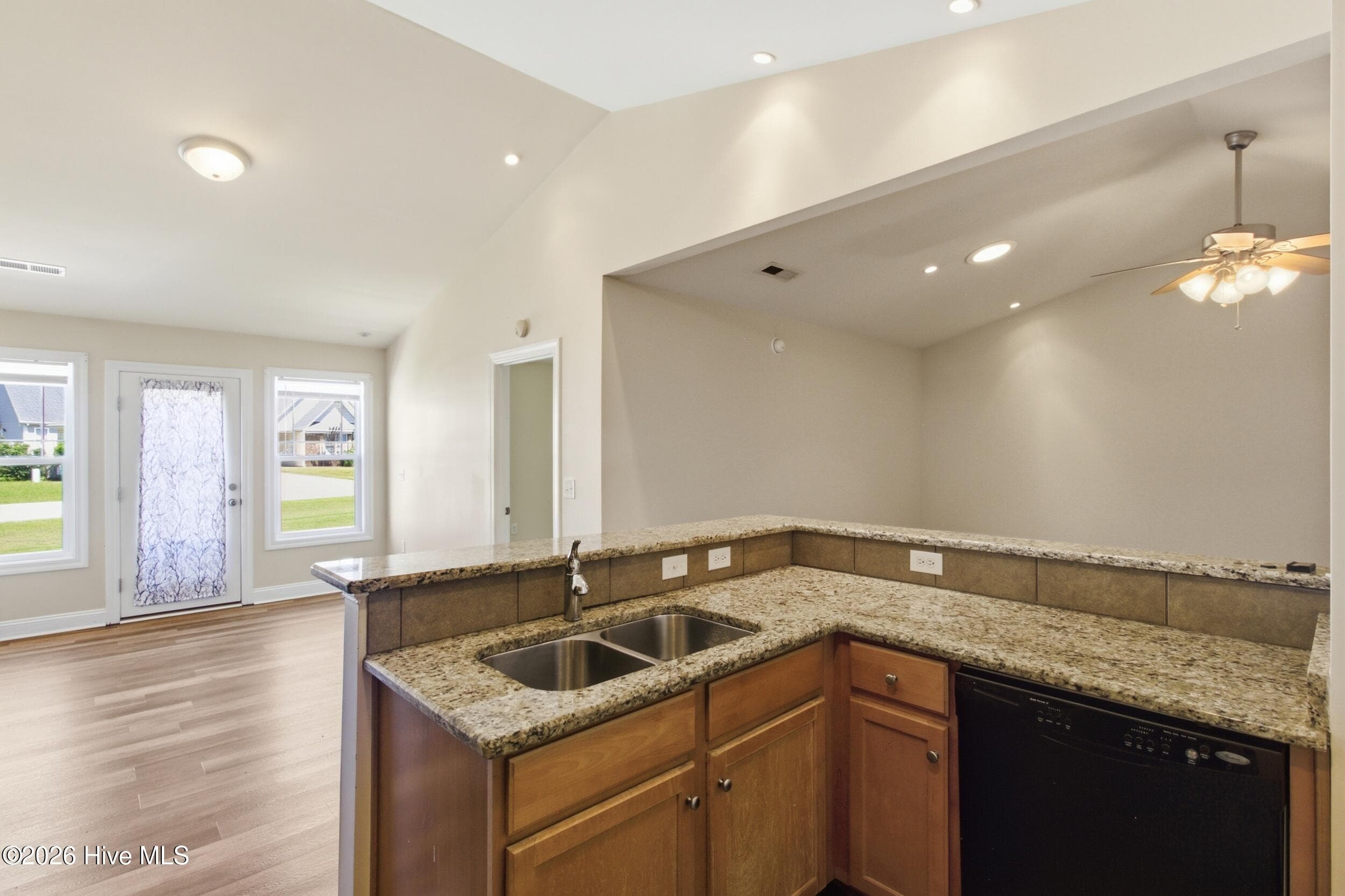 Kitchen - 209 Hawks Bluff Drive, New Bern, NC 28560