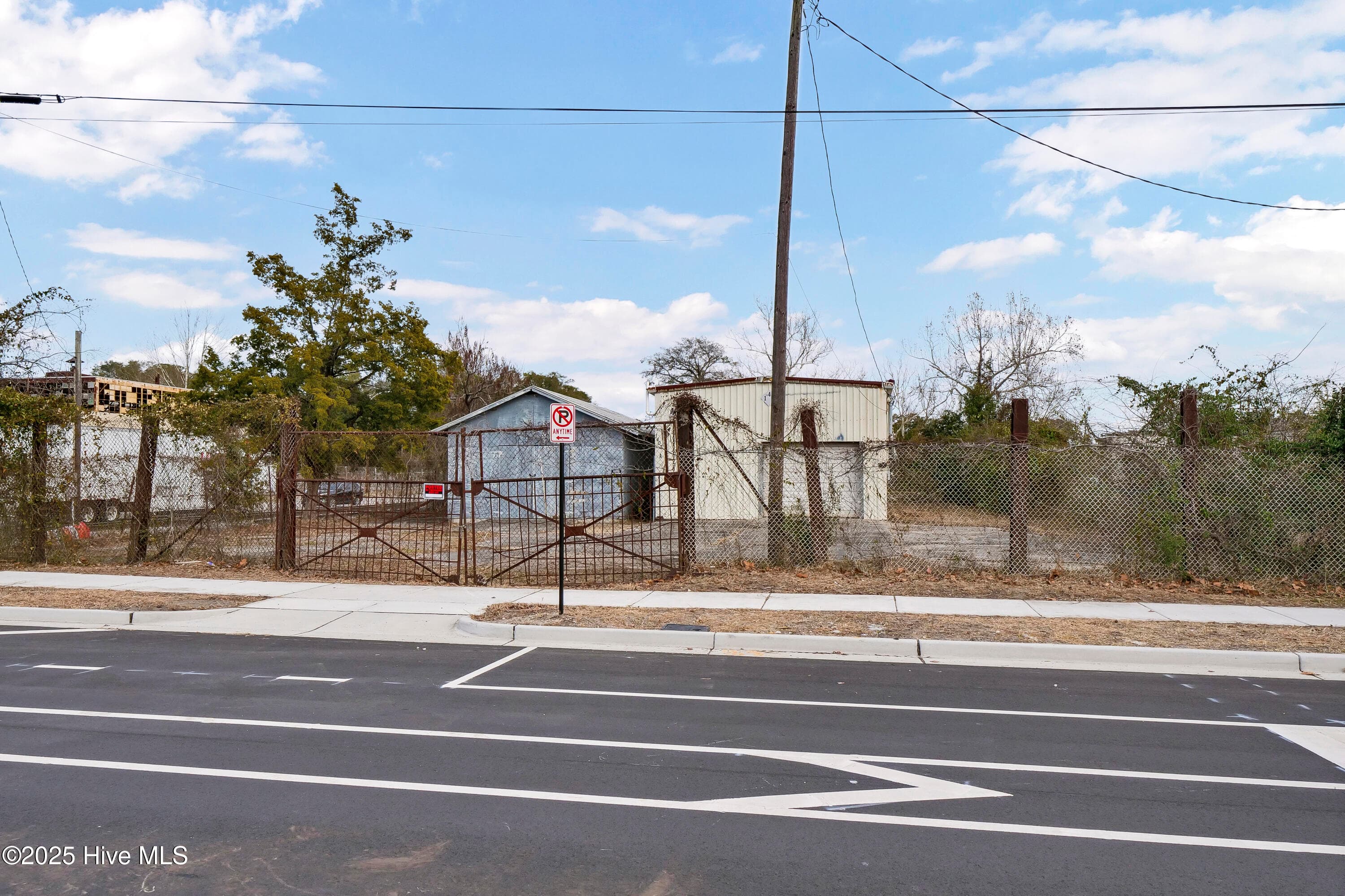 Mixed Use at 1403 S 5th Avenue, Wilmington, NC 28401, photo 26 of 27