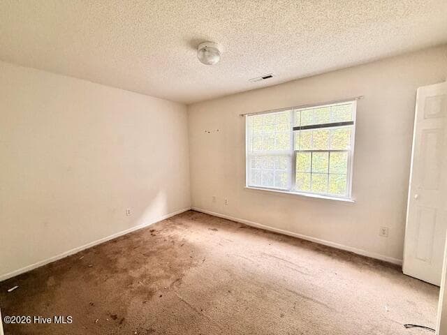 Townhouse at 964 W Pueblo Drive, Jacksonville, NC 28546, photo 15 of 21
