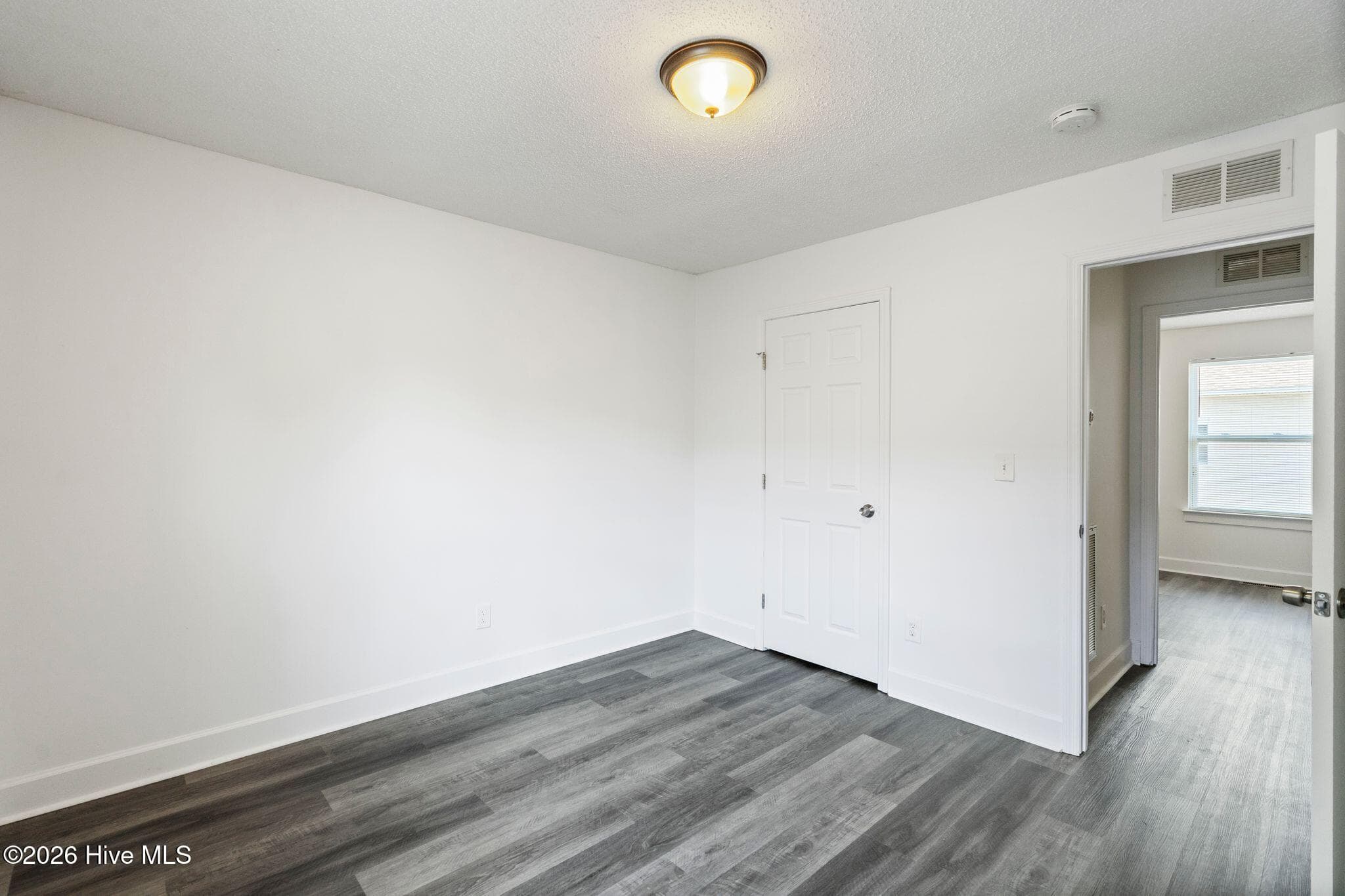 Single Family Residence at 3913 Prices Lane, Wilmington, NC 28405, photo 25 of 56