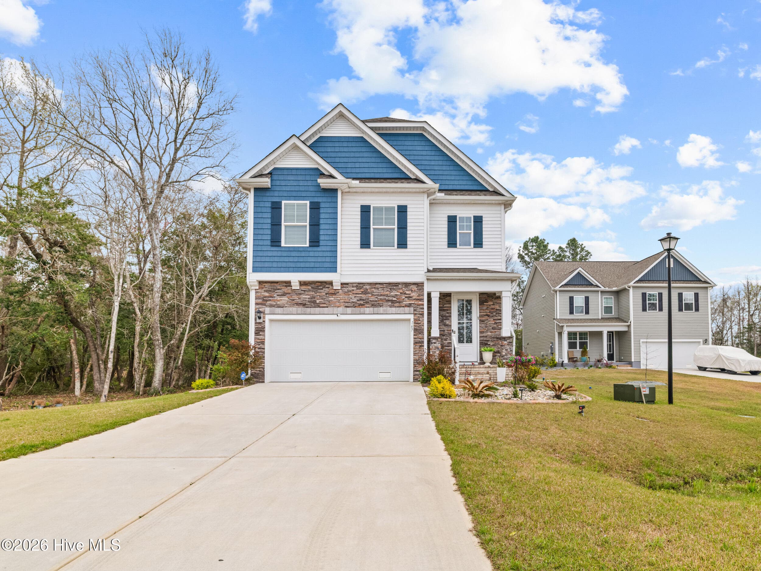 Single Family Residence at 167 Evergreen Forest Court, Sneads Ferry, NC 28460, photo 3 of 8