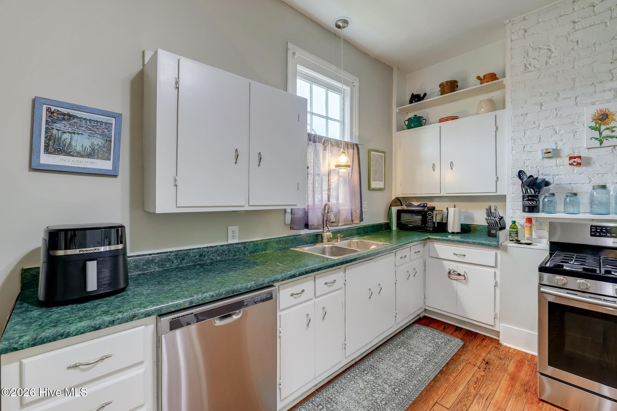 Single Family Residence at 400 W Forest Avenue, North Augusta, SC 29841, photo 12 of 37