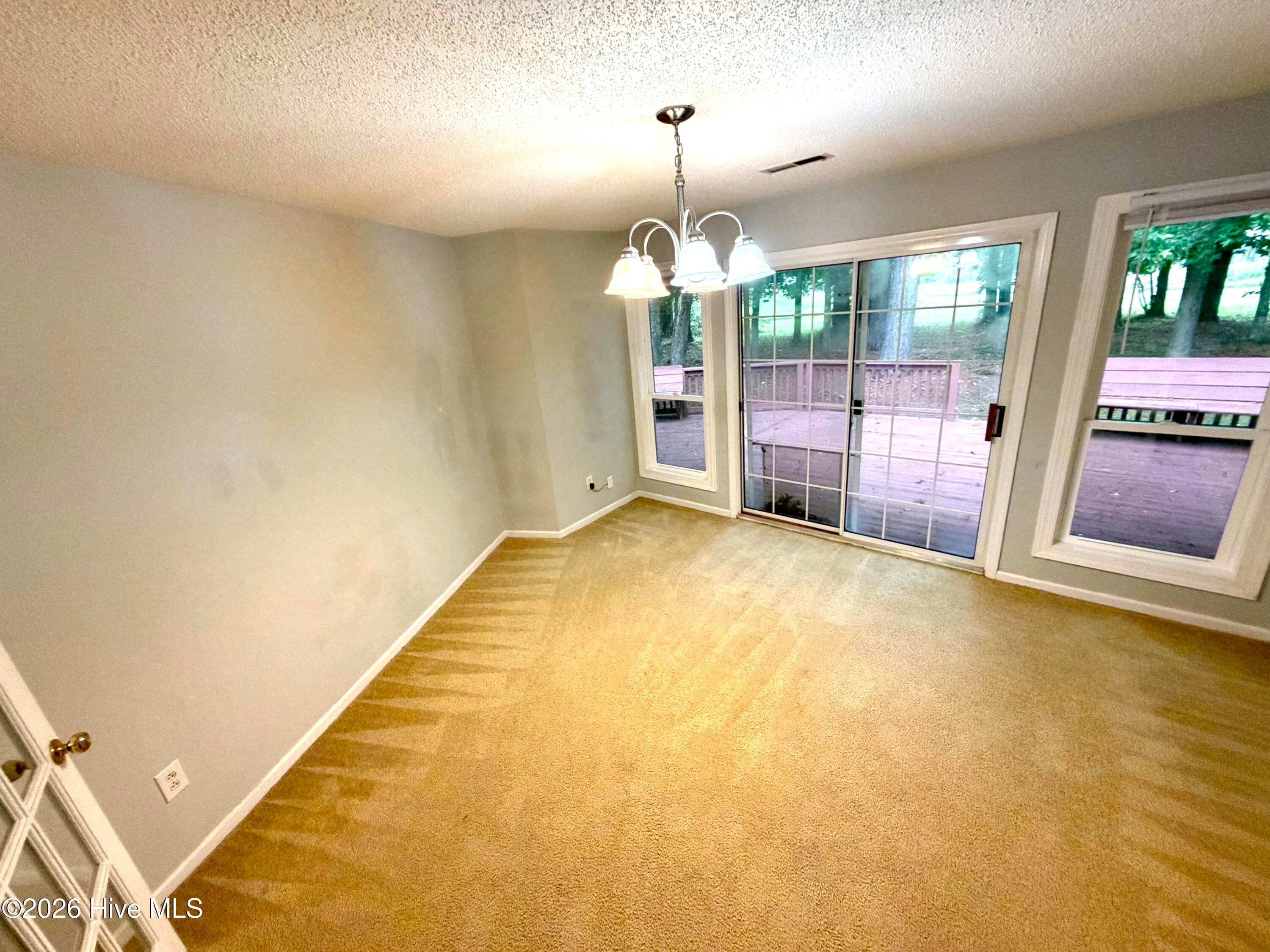 Single Family Residence at 105 Norman Court, New Bern, NC 28560, photo 19 of 30