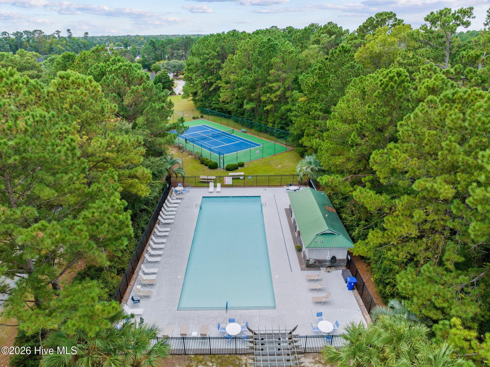 Single Family Residence at 629 Blue Point Drive, Wilmington, NC 28411, photo 5 of 5