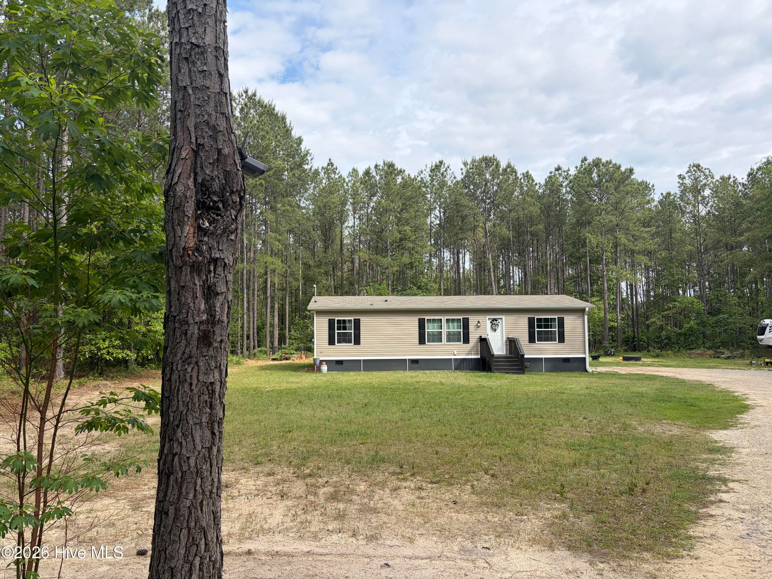 Manufactured Home at 645 Bent Knee Road, Keysville, GA 30816, photo 11 of 73